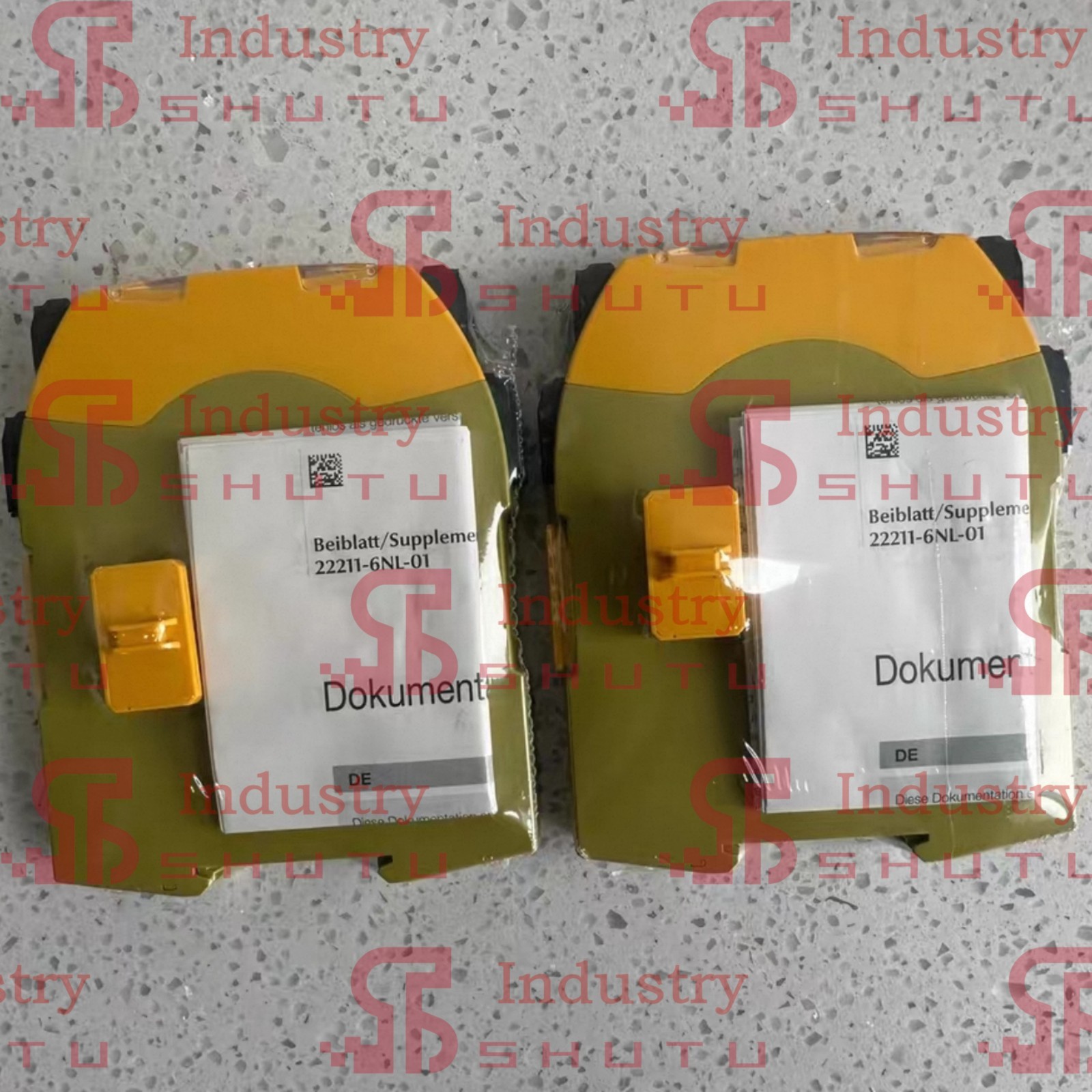 1pcs new PILZ 751177 PNOZ s7.2c Safety relay
