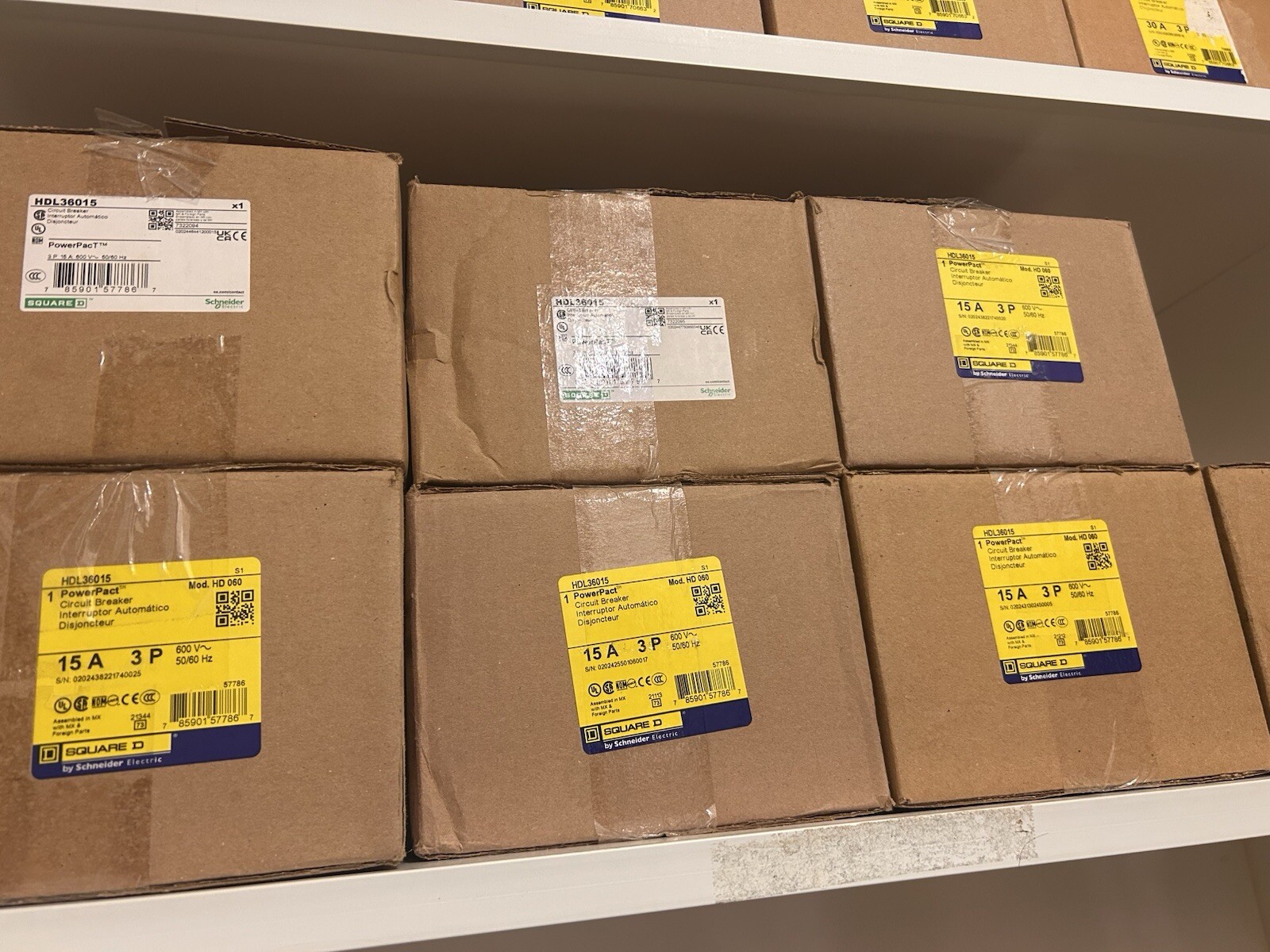 Sqaure D Circuit Breaker HDL36015 15AMP 3pole 600V 50/60Hz