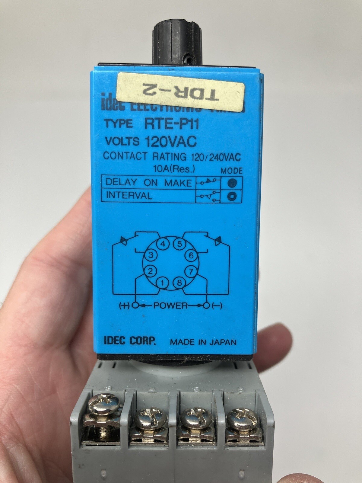IDEC RTE-P11 8-Pin Electronic Timer with 5X852E Socket Base