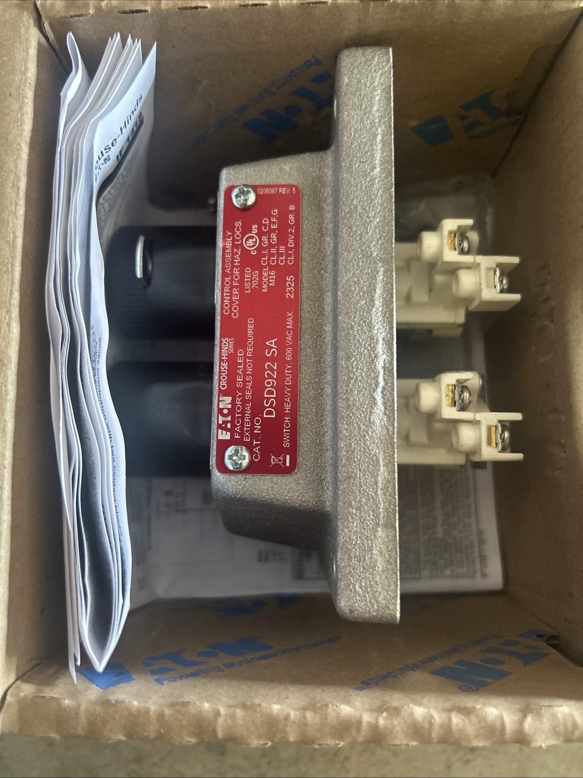 Eaton Crouse-Hinds DSD922-SA Expl. Proof Front Op. Cover with 2 Pushbuttons