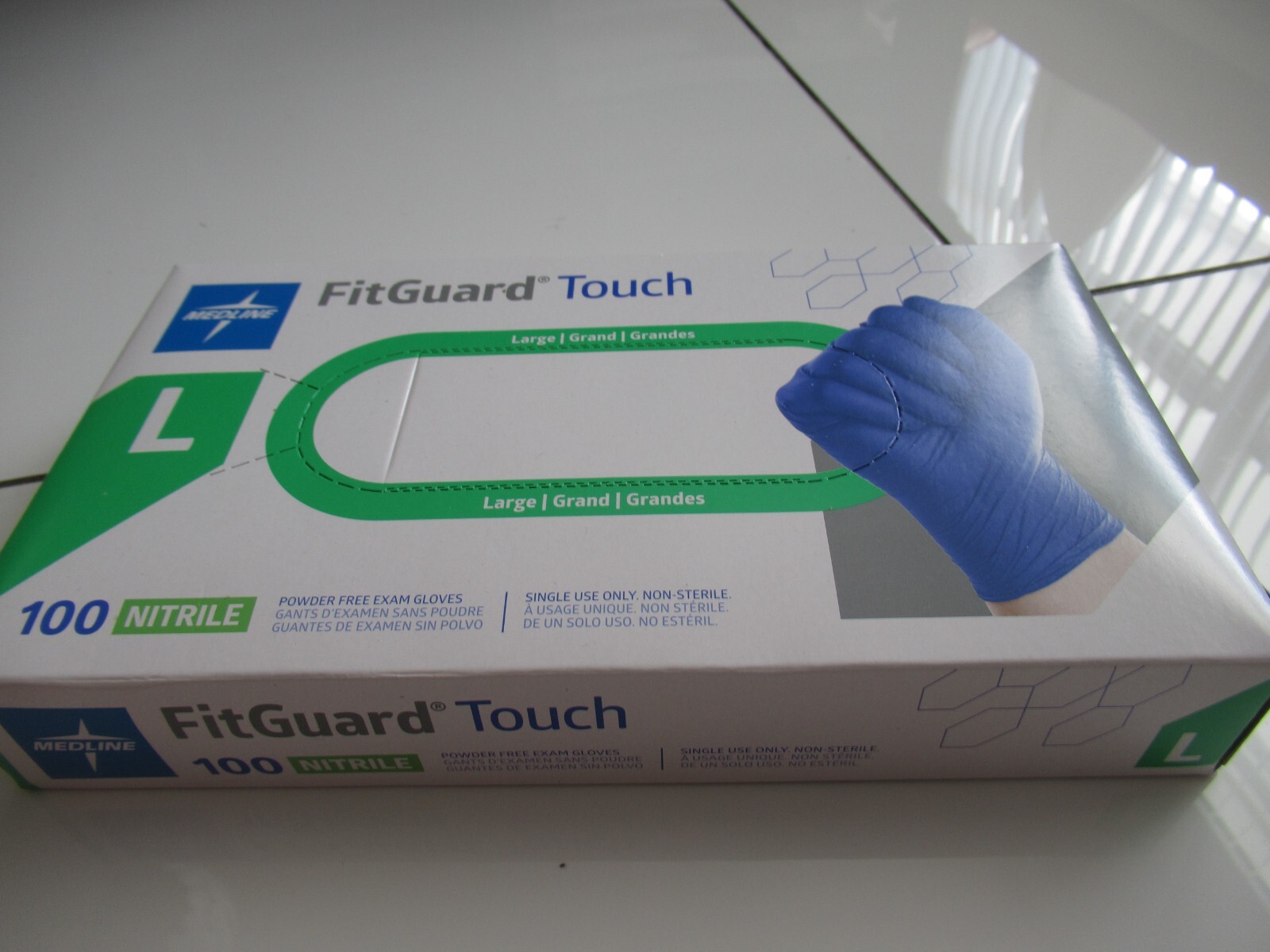 Medline FitGuard Touch Exam Gloves, Powder-Free Nitrile, LARGE, 100 Gloves 1 Box