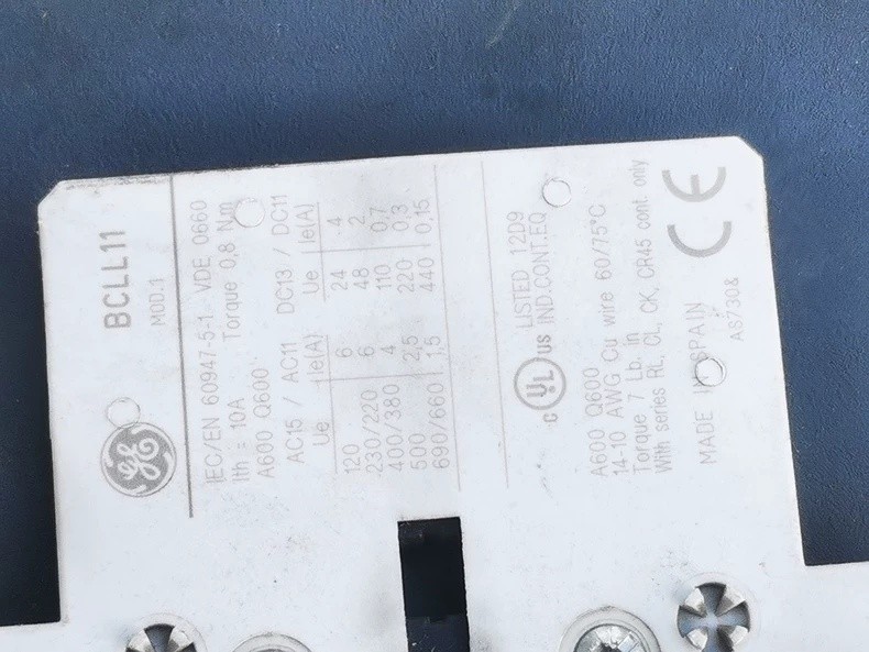 GE CL07A300M Contactor 3P 65A 220-240V 30kW 1.1kg New Free Ship