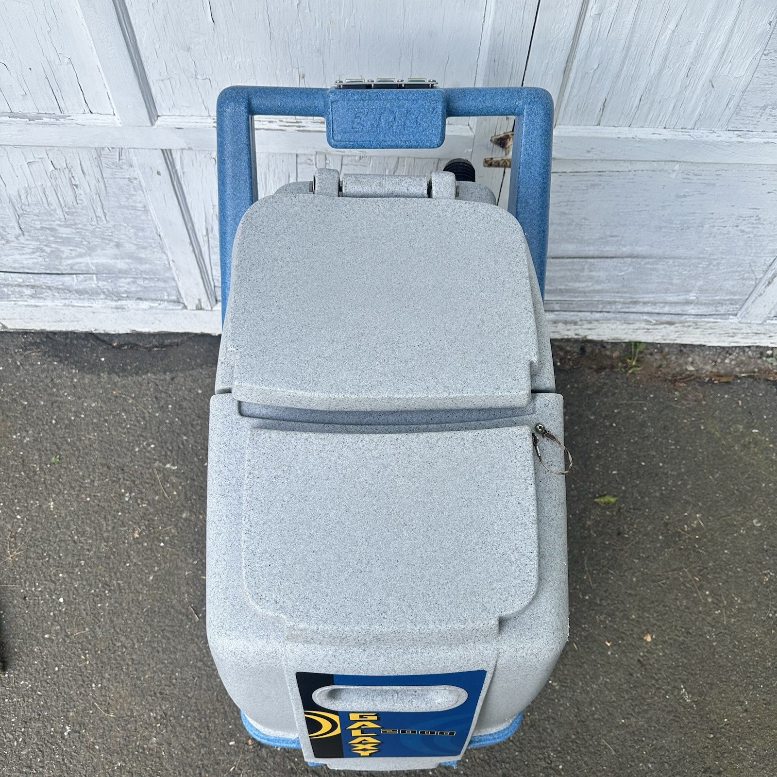EDIC 2000CX-HR Galaxy 12 Gal. Box Carpet Extractor Adjust. 500 PSI with Heater