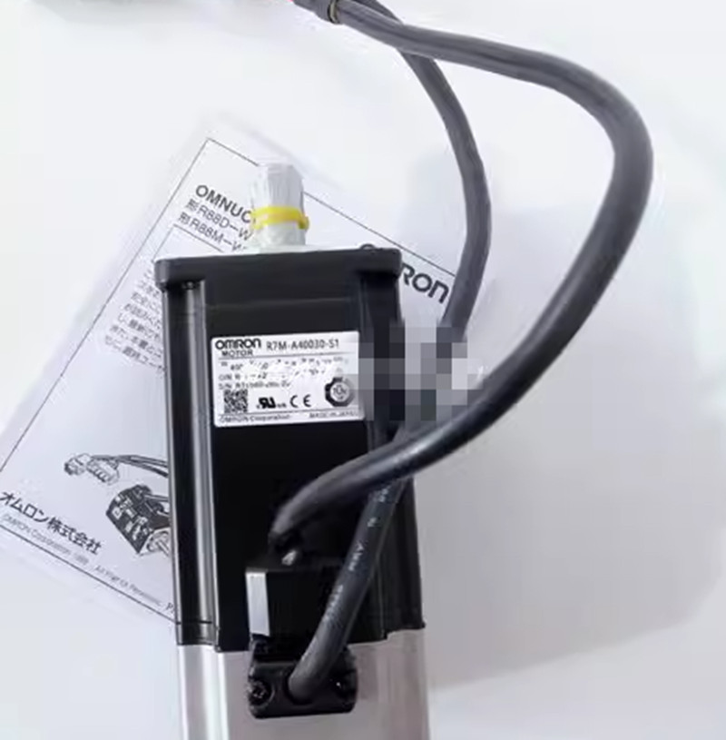 New In Box OMRON R7M-A40030-S1-D Servo Motor R7MA40030S1D US Stock