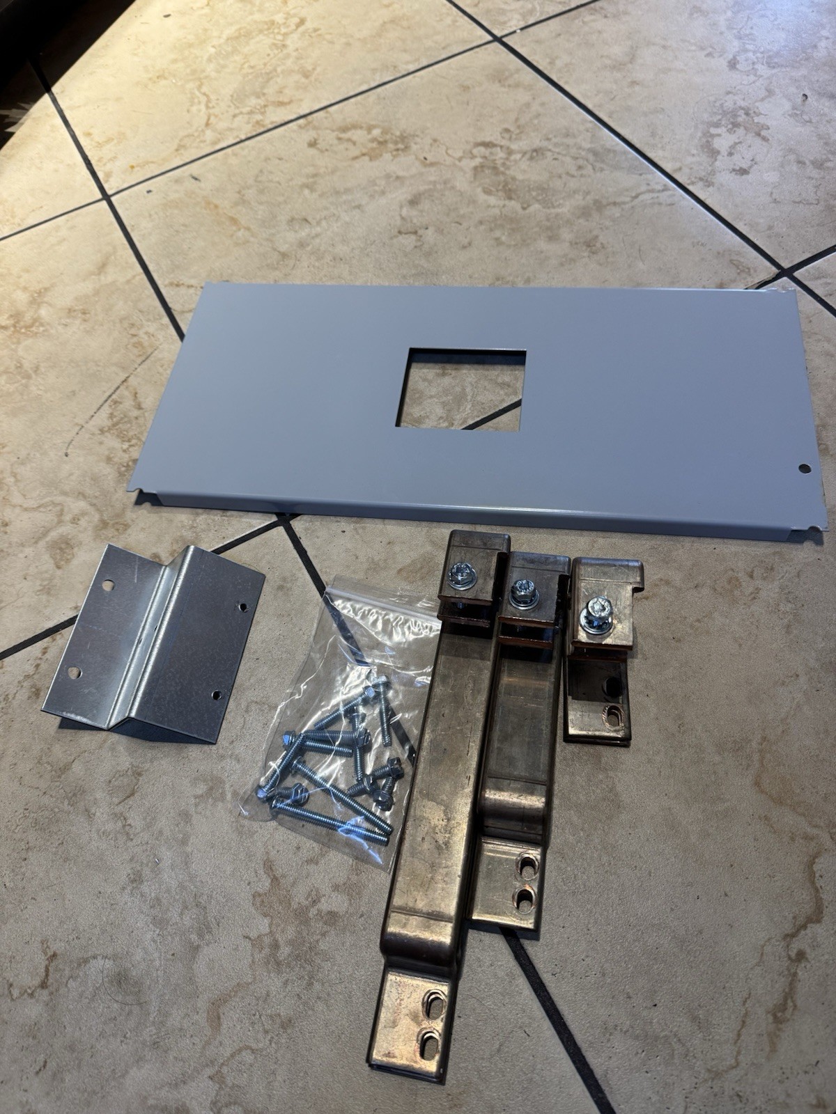 Siemens SJ1 Mounting Hardware P4 400-600A 600V 3P JD JXD LXD Frame Breaker 19″