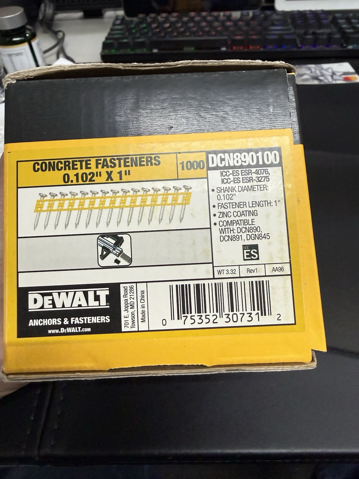 (1 Box) DeWalt DCN890100 CCN Concrete Pins, Steel, 1″ X .102″ (1,000 Pins)