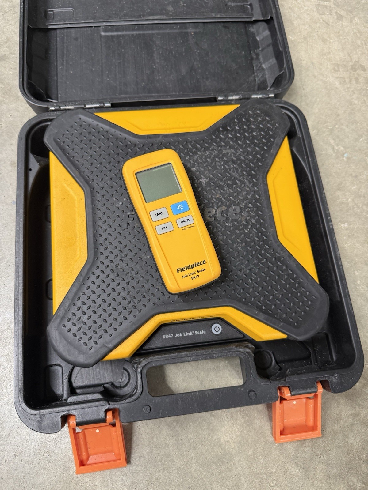 Fieldpiece SR47 Wireless Scale with Remote And Carry Case