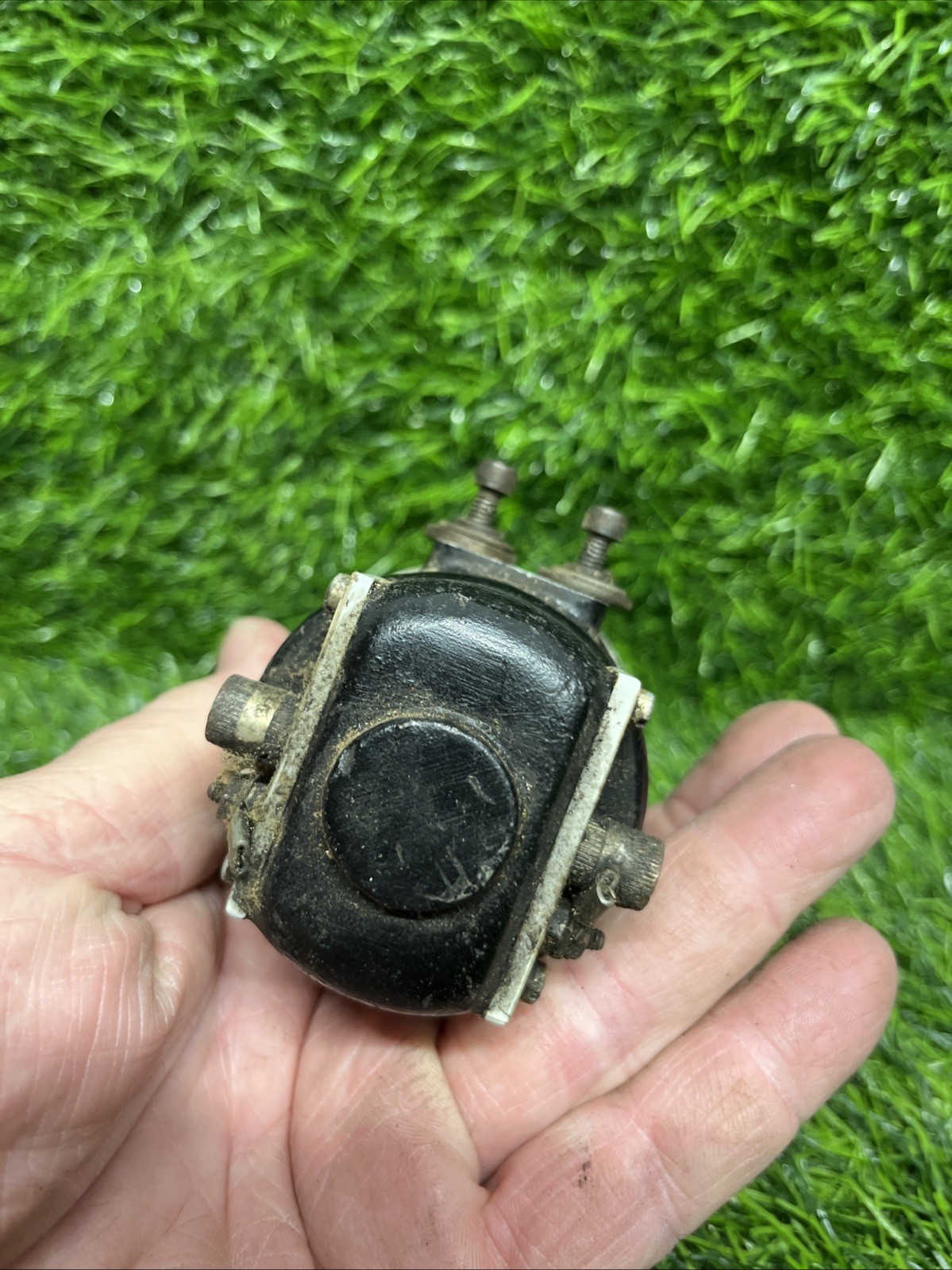 Elinco FB-186-3 Permanent Magnet DC Generator Motor Tachometer 4.4 v/1000 RPM Z3