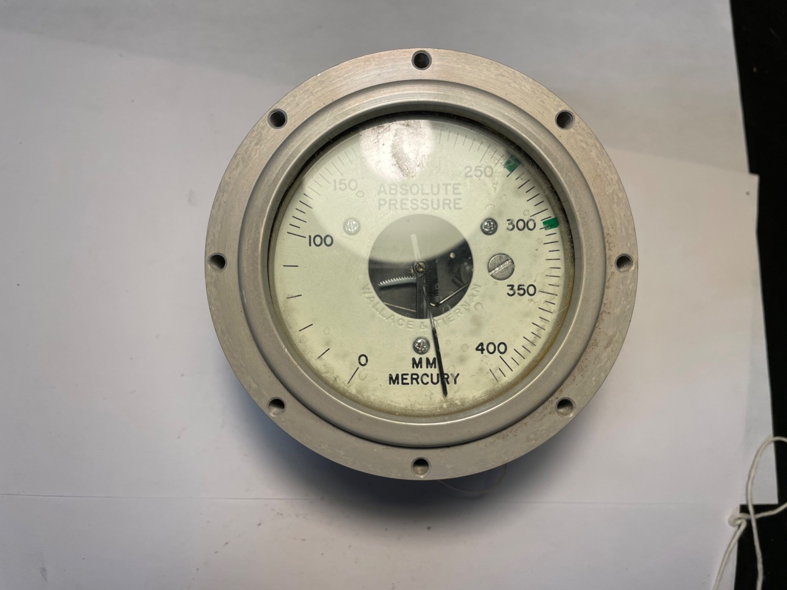 Wallace & Tiernan FA160 Absolute Pressure Gauge 0 – 400 mm of mercury NOS