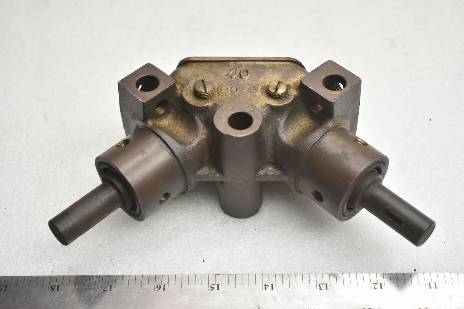 Stow 90 Degree Angle Drive Unit, Gearbox 40 80-8 New Old Stock