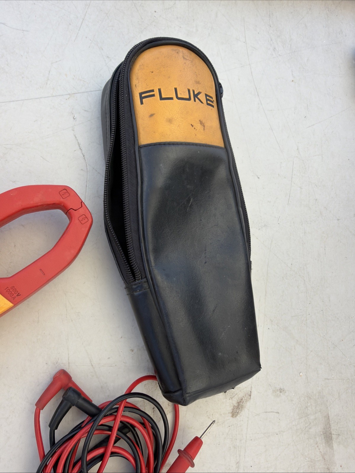 FLUKE 337 TRUE RMS CLAMP METER – With Leads And Case 🔥