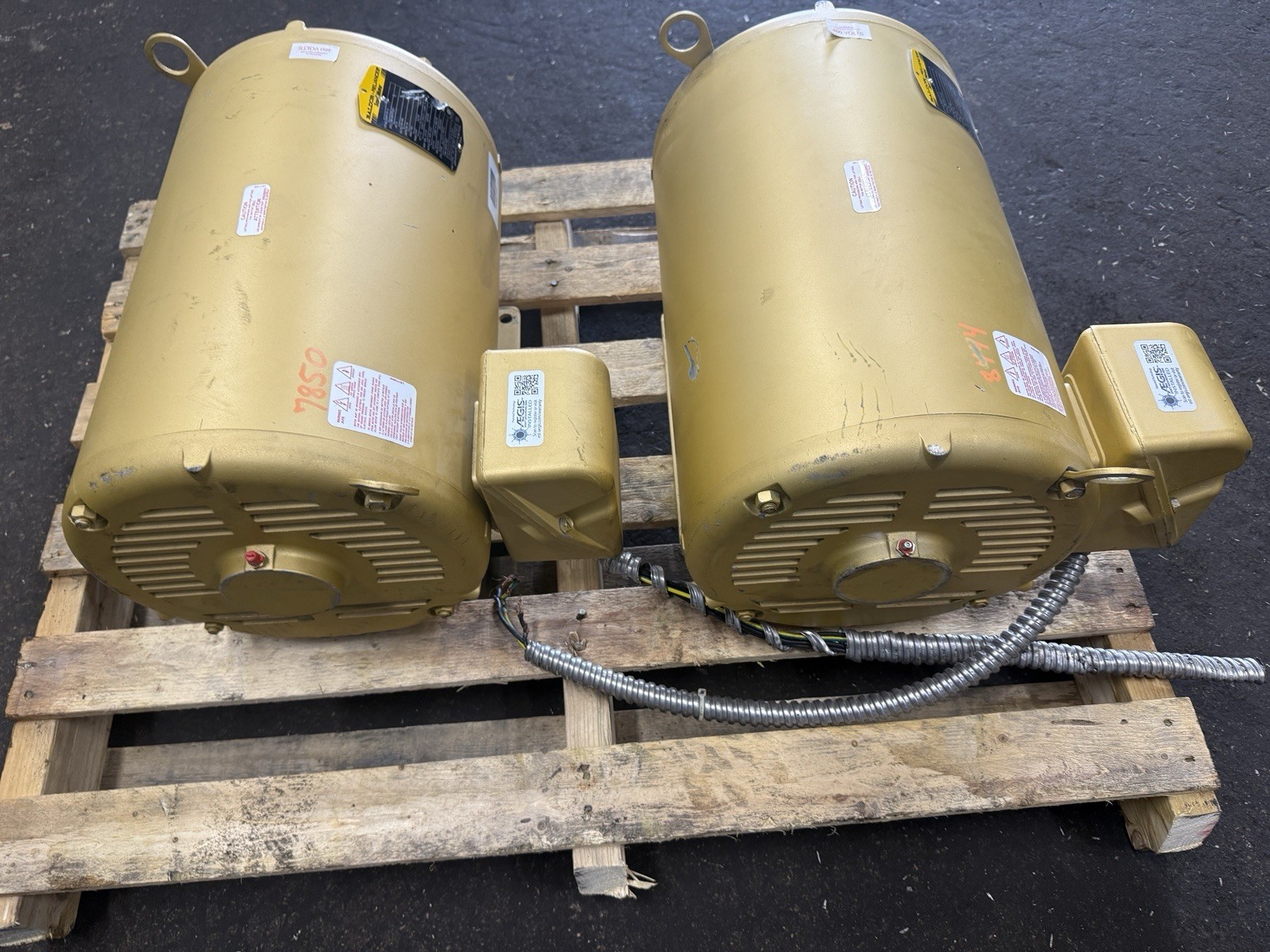 ELECTRIC MOTOR 15 HP 3 Phase 230/460V