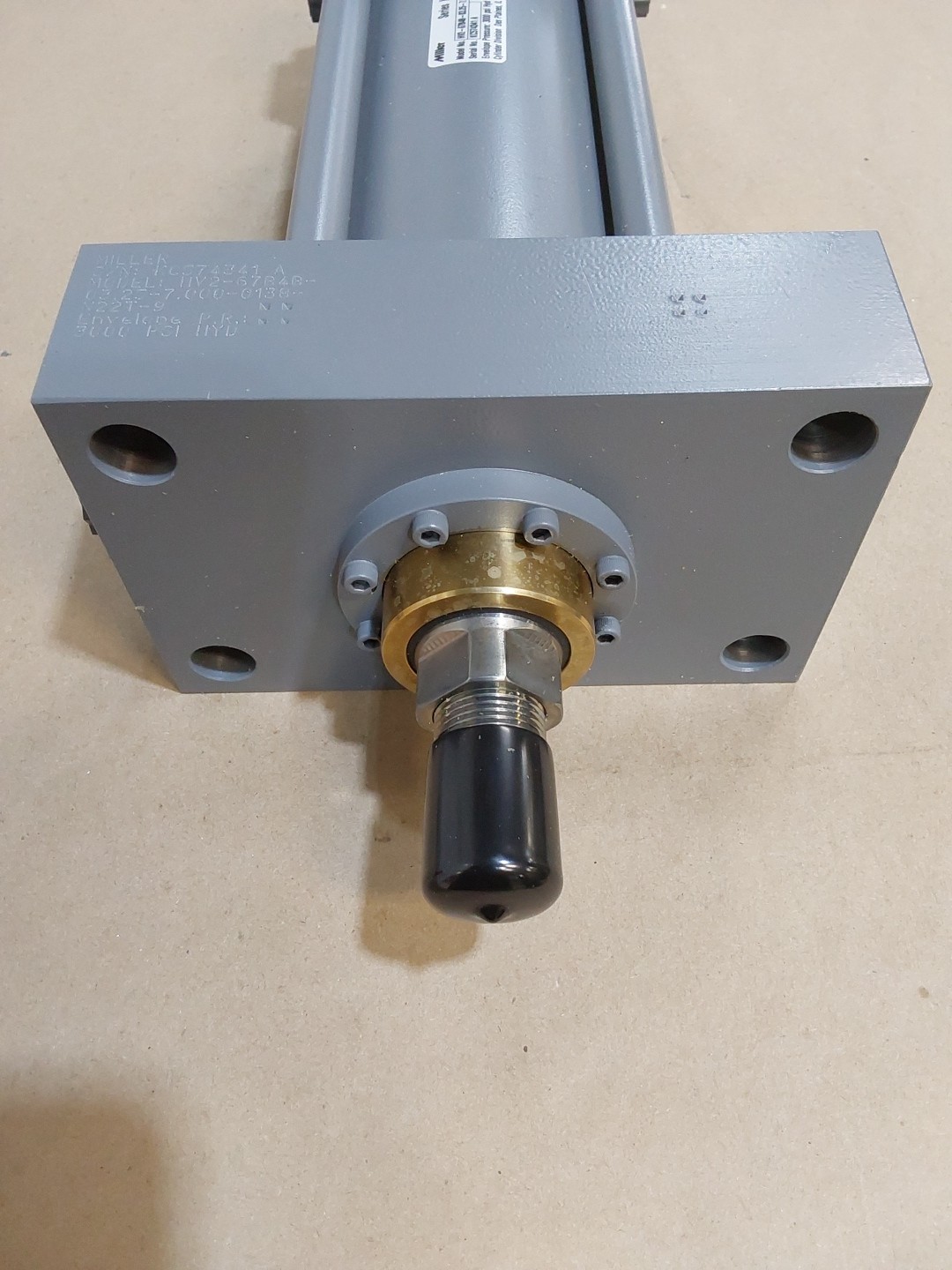 MILLER FLUID POWER HV2-67B4B-03.25-7.000-0138-N22T-9 CYLINDER