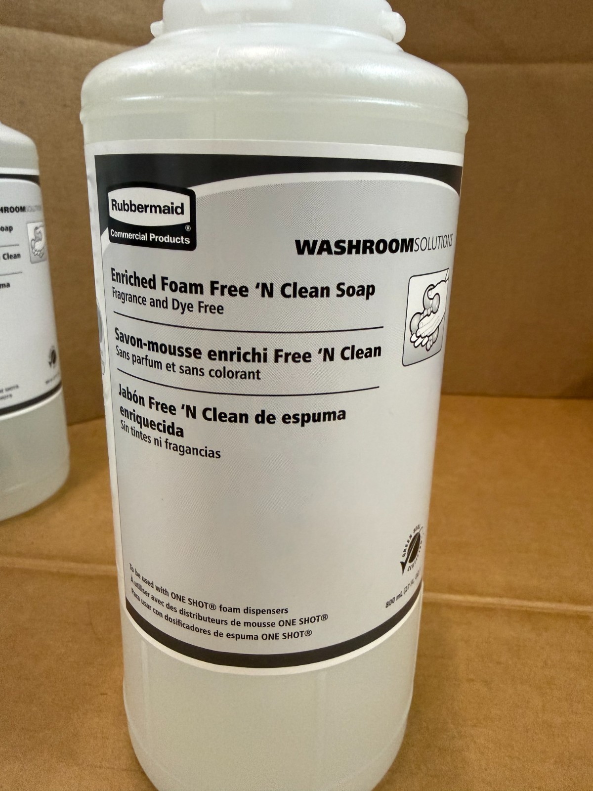 Case of 4 800ml Enriched Foam ‘N Free Hand Soap Rubbermaid OneShot, FG750389