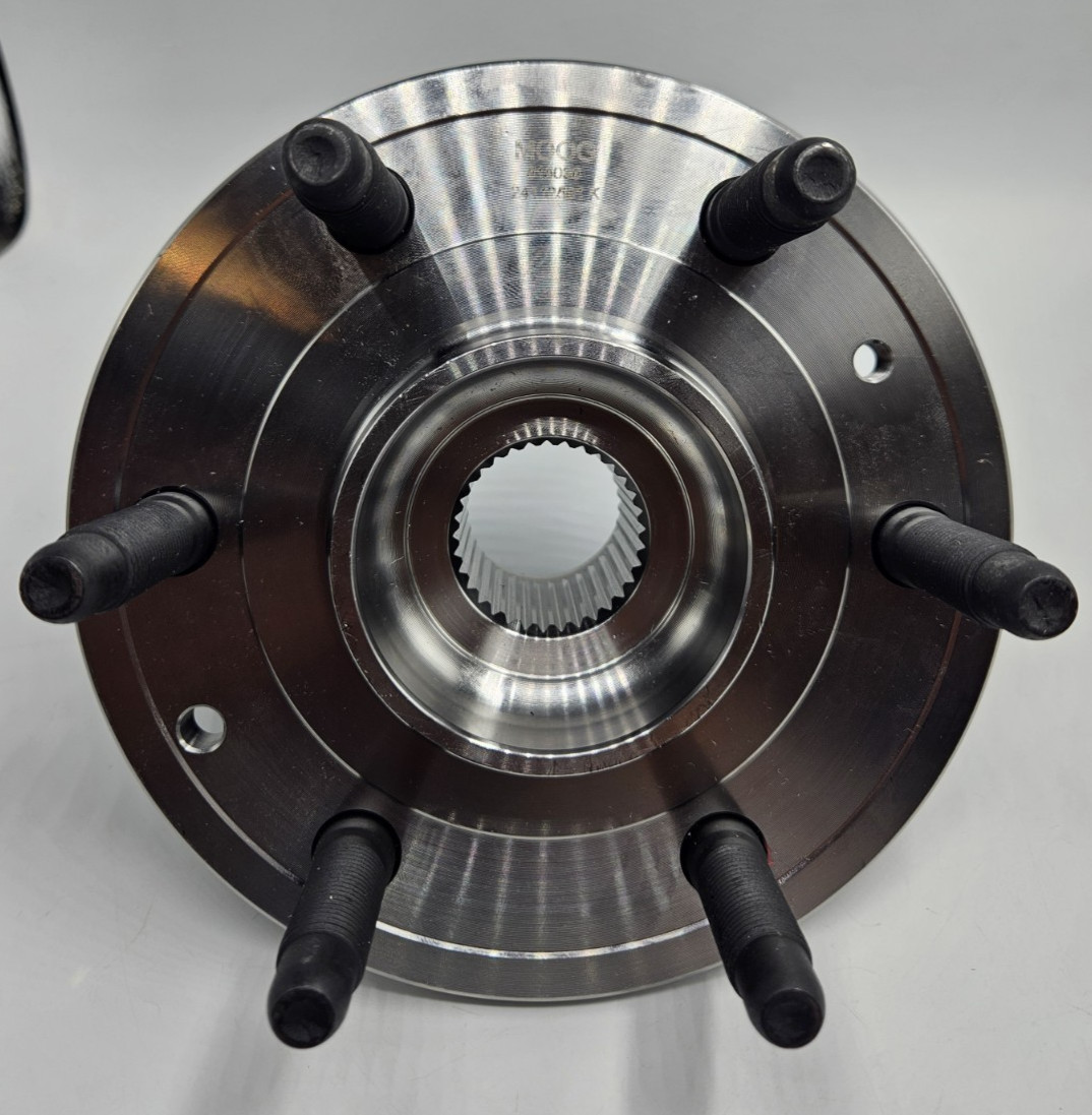 MOOG 515036 Wheel Bearing and Hub Assembly for Chevrolet Silverado 1500