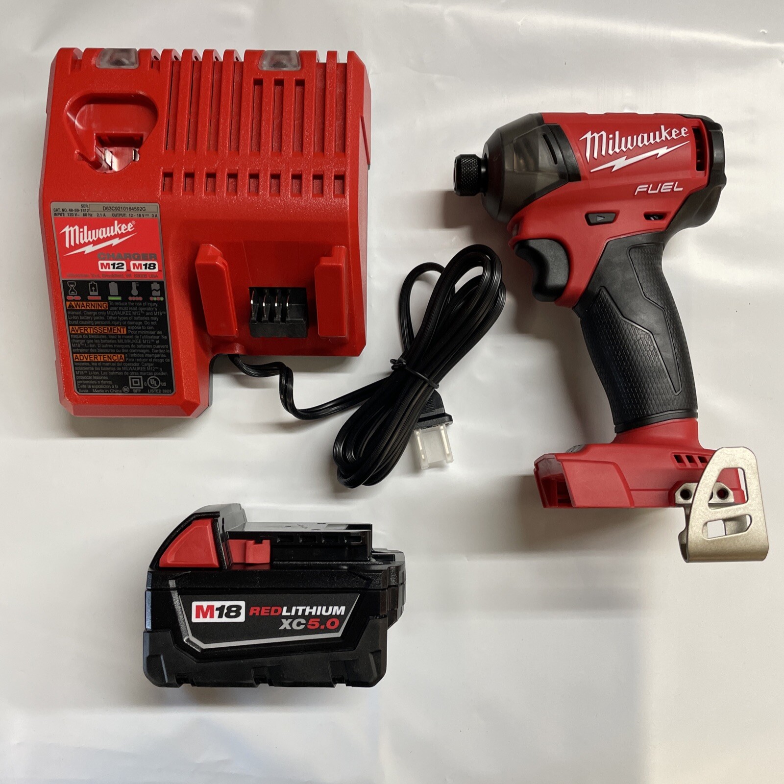 Milwaukee 2760-20 M18 Fuel Lithium 1/4 Surge Impact w/ Battery & Charger New