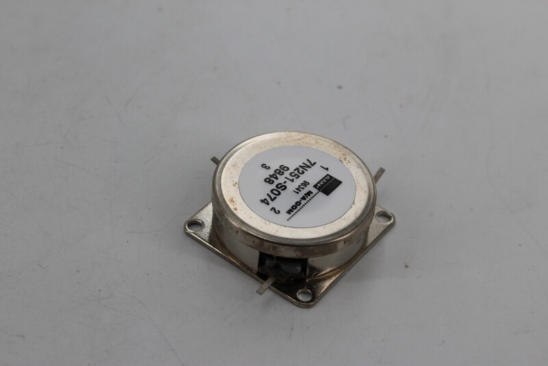 AMP 7N251-S074 Isolator Module