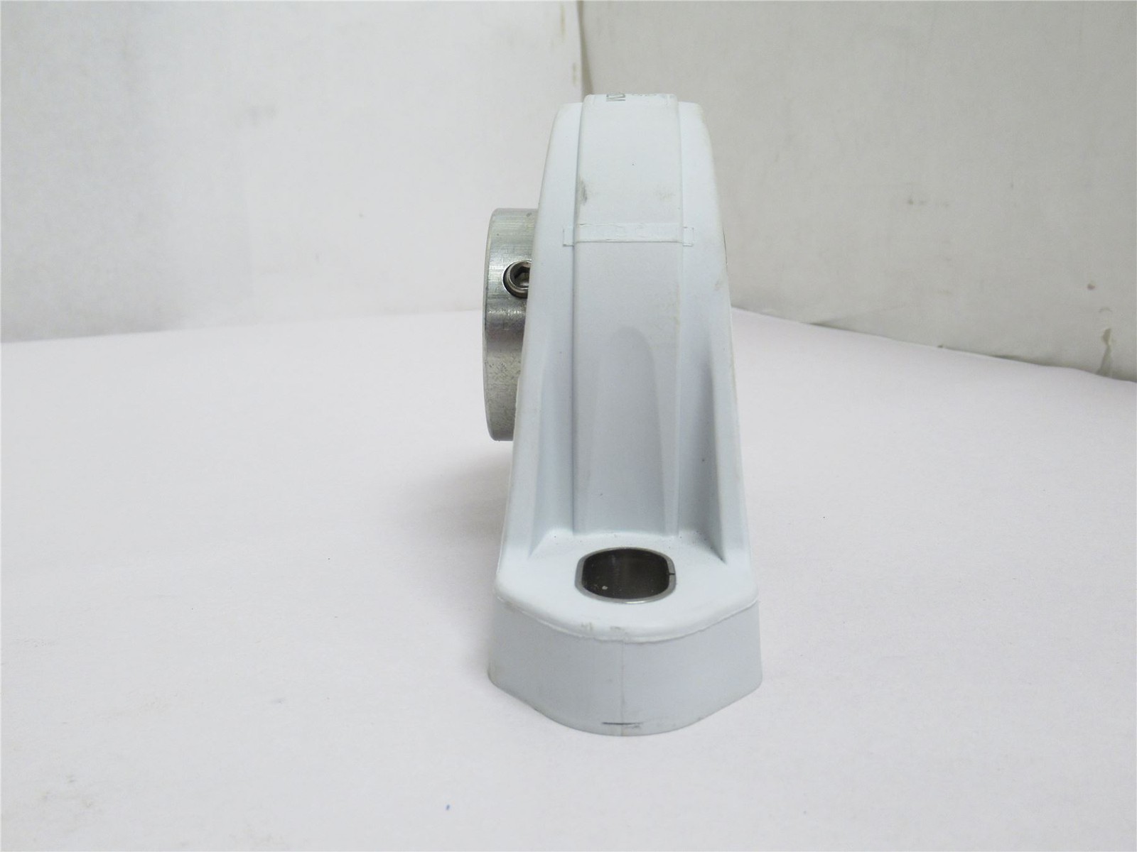 241242 Old-Stock; MRC CPB108ZM Pillow Block Bearing; 1-1/2″ID; 2-Bolt Base