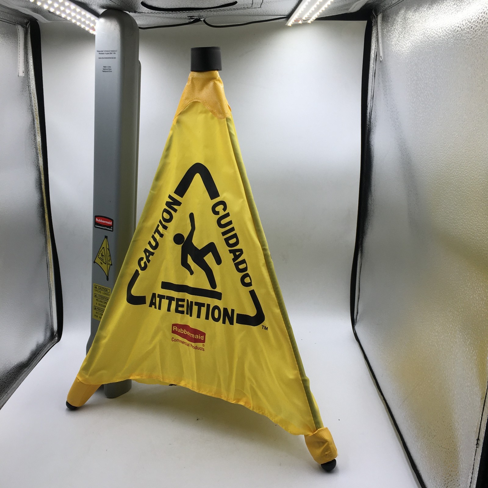 Rubbermaid 9S01 FG9S0100YEL 30″ Pop-Up Safety Cone Wet Floor Symbol Caution!