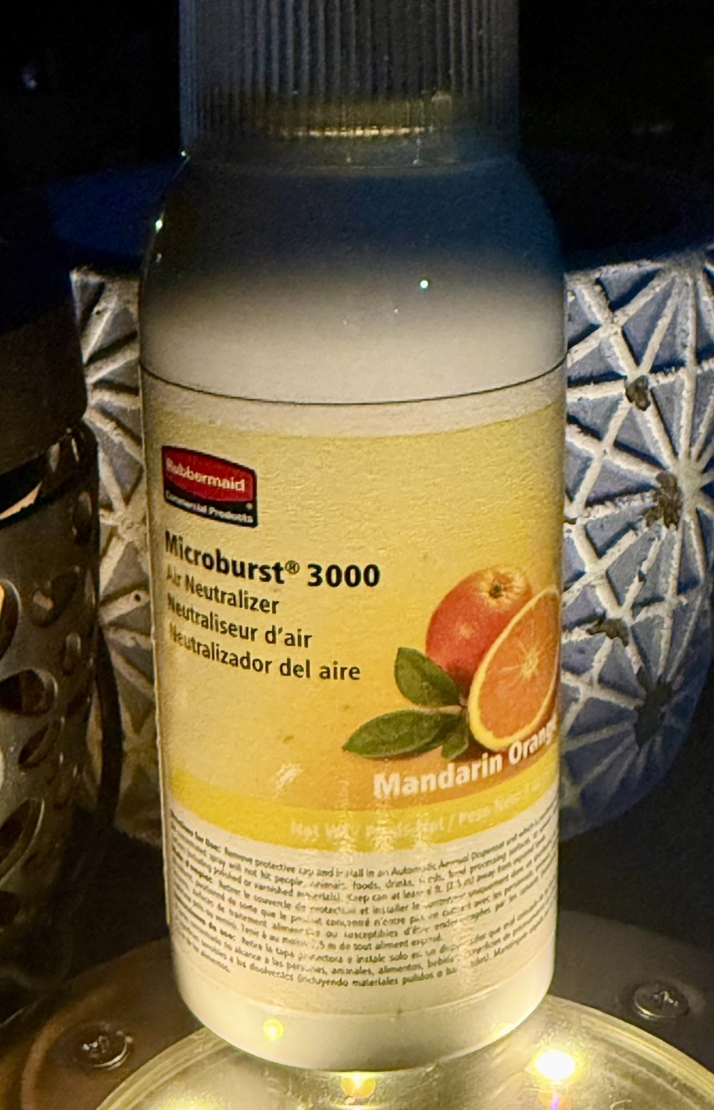 Rubbermaid Microburst 3000 Aerosol Refill Mandarin Orange 12/CT – 2oz-FG402408