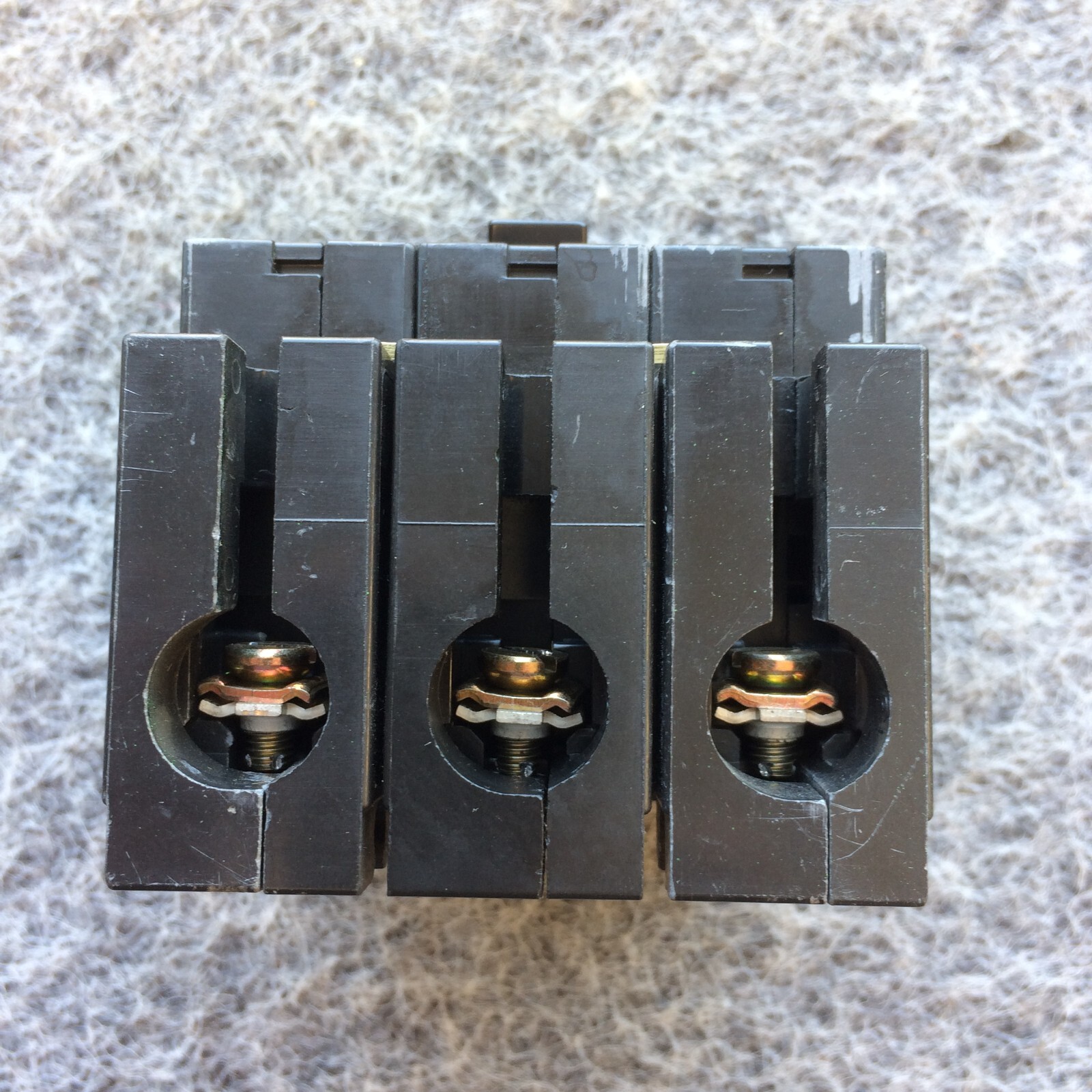 Square D EHB34030 EHB-4 Series 2 Circuit Breaker 3-Pole 30A Bolt-On NOS