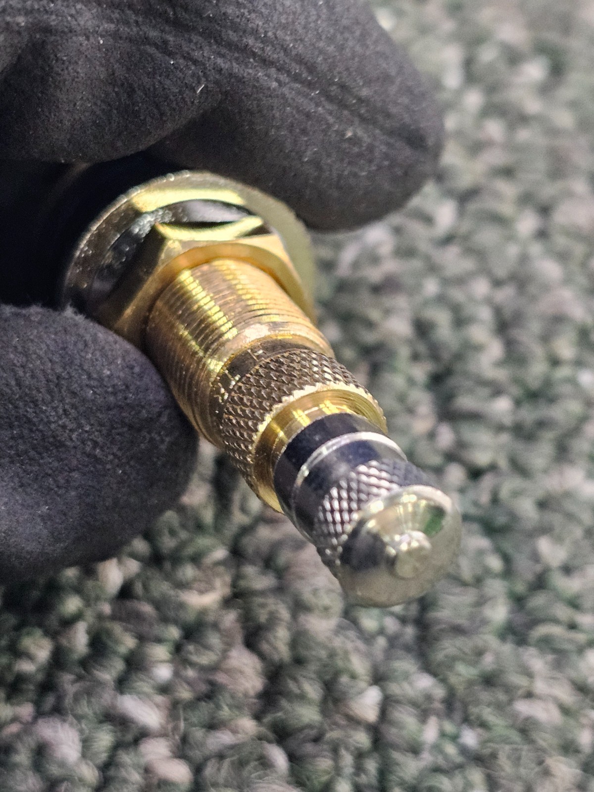 (QTY 12) TR618A 1-7/8 in Brass Clamp-in Valve Stems 90 PSI For 5/8-in Rim Hole