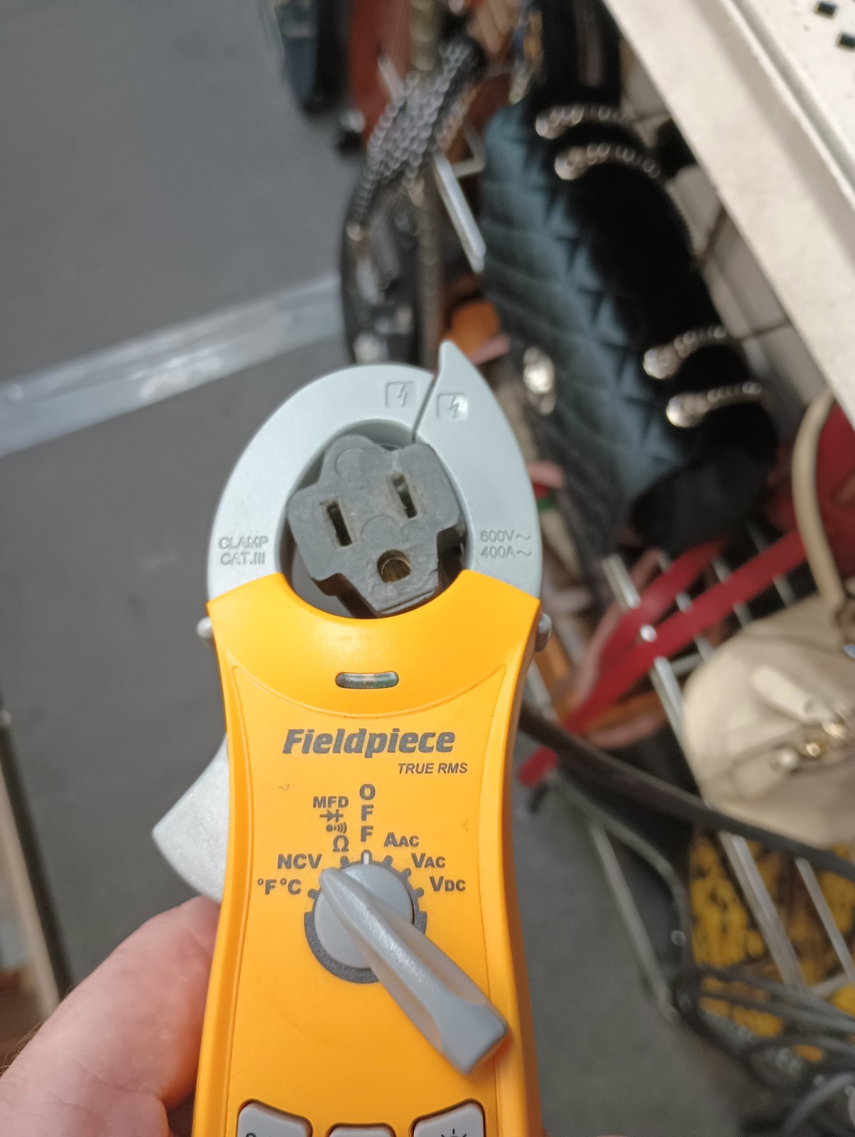 Fieldpiece SC260 Compact Clamp Meter W/ Leads & Probes