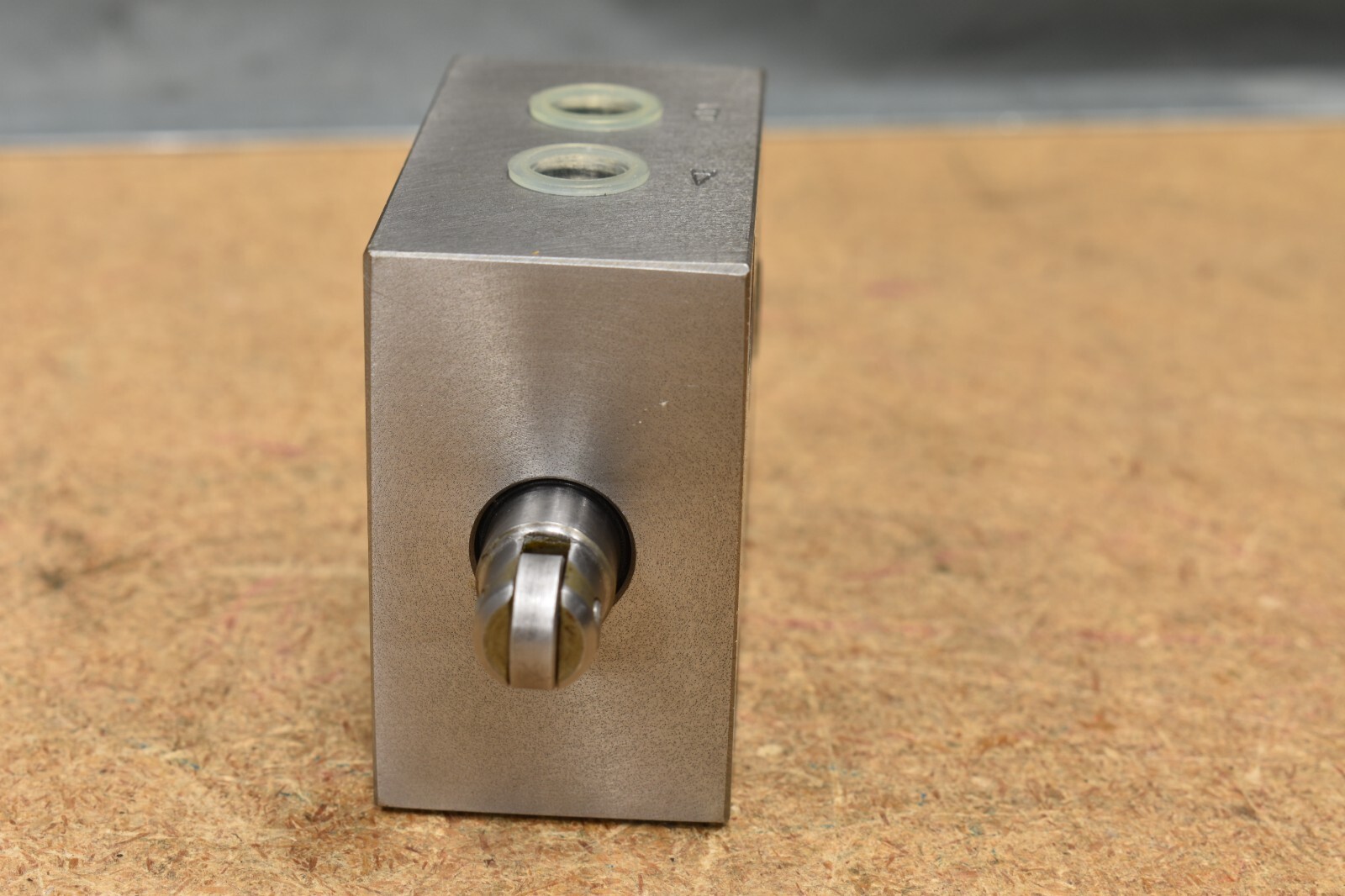 TOYO-OKI HF2-PG1K-01, Hydraulic Control Flow Valve, 17K1, HD1-42MT-BCA-02A-04KI