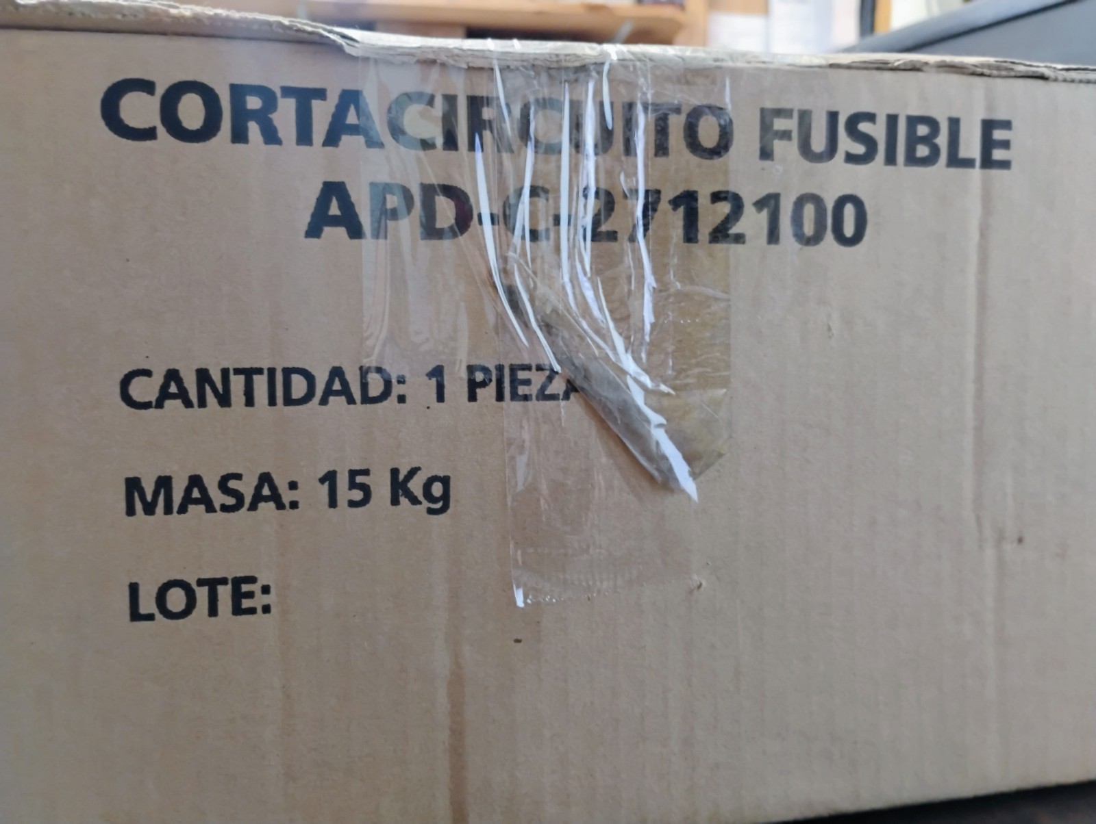 IUSA APD-C-2712100 PORCELAIN CUTOUT FUSE 100 AMP NEW IN BOX