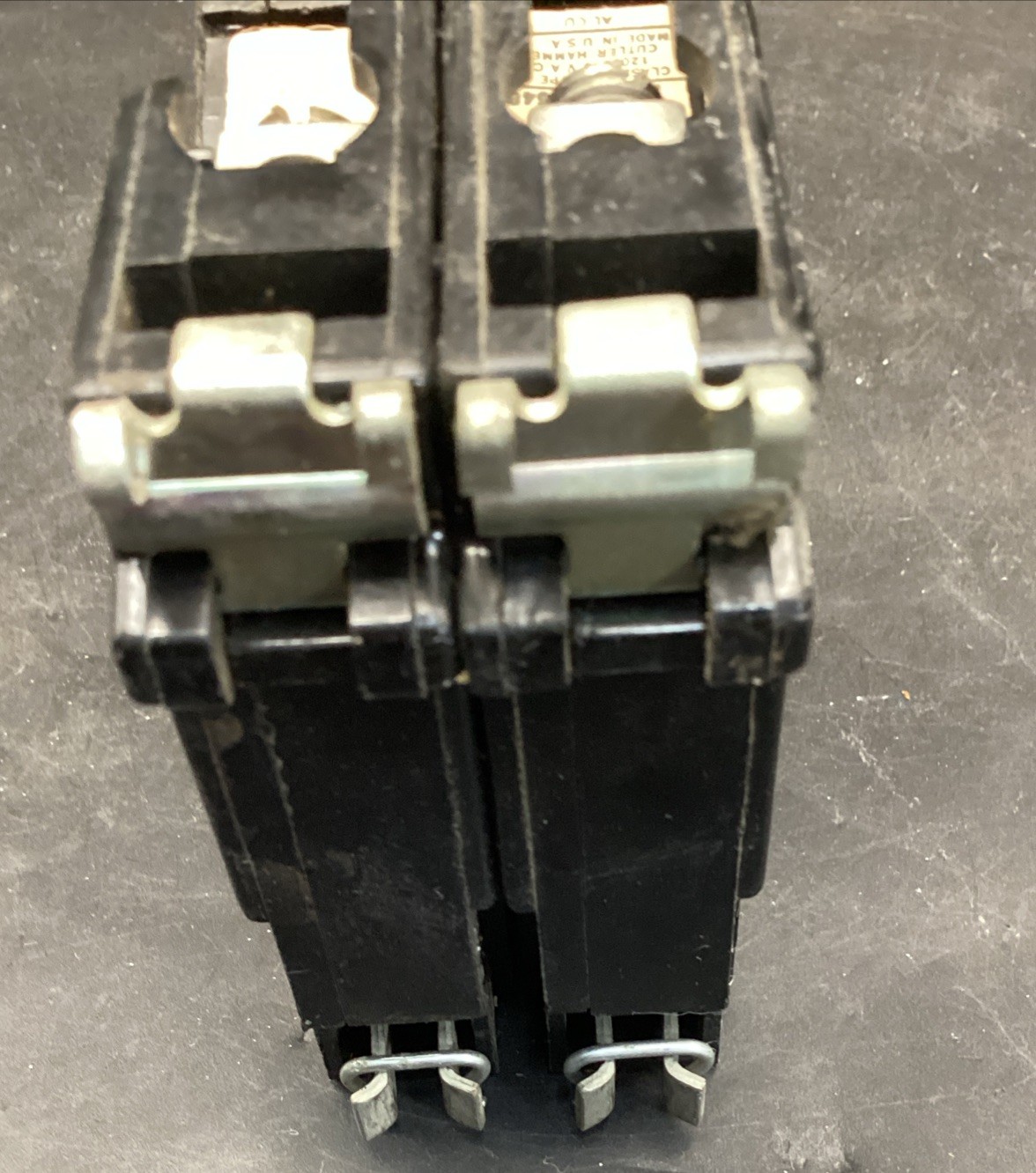 Eaton CH230 Plug-On Circuit Breaker 30A 2P 120/240V Chipped Used Metal Feet