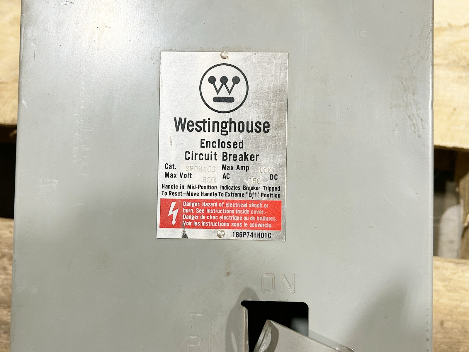 Westinghouse SFDN100 Circuit Breaker Enclosure 15-100A 600V Nema 1