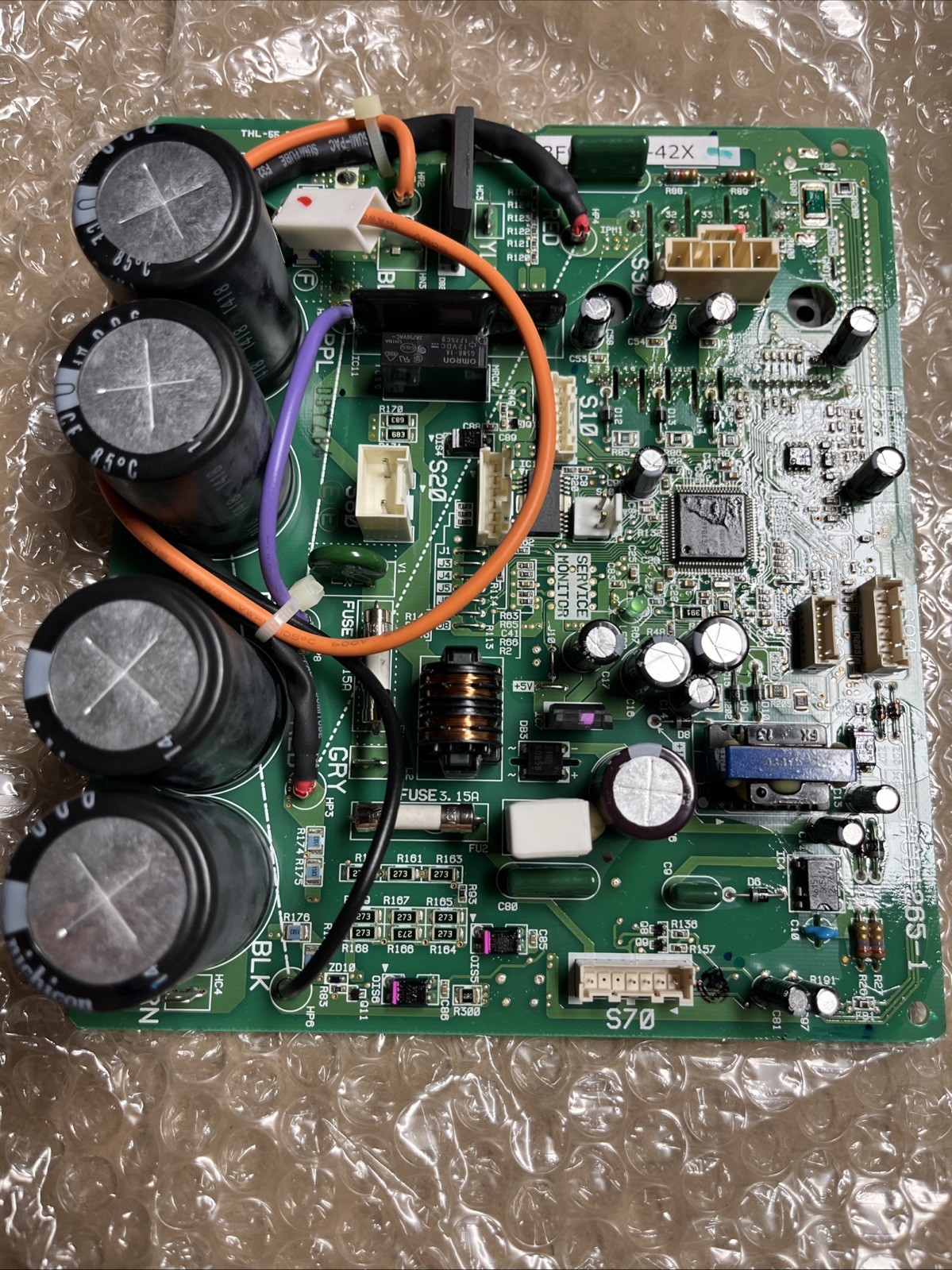 DAIKIN Printed Circuit 1673742 3F001903-42 FY21Q4REMOVAL Made In Thailand ￼