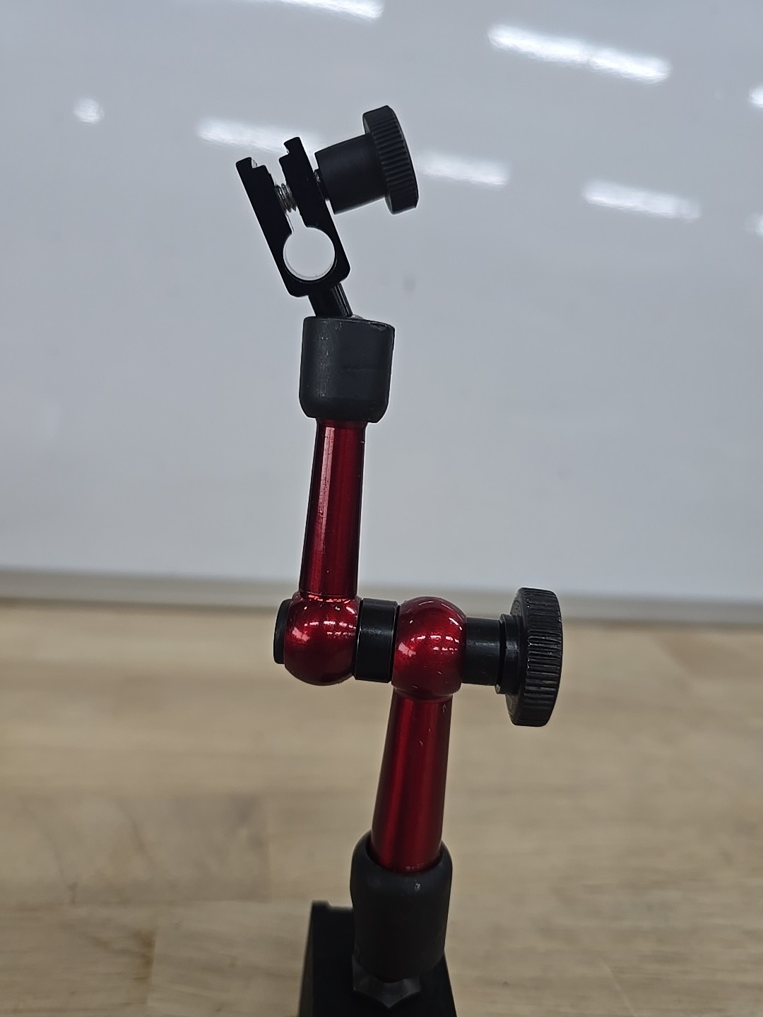 Red Adjustable Magnetic Base Holder for Digital Dial Indicator