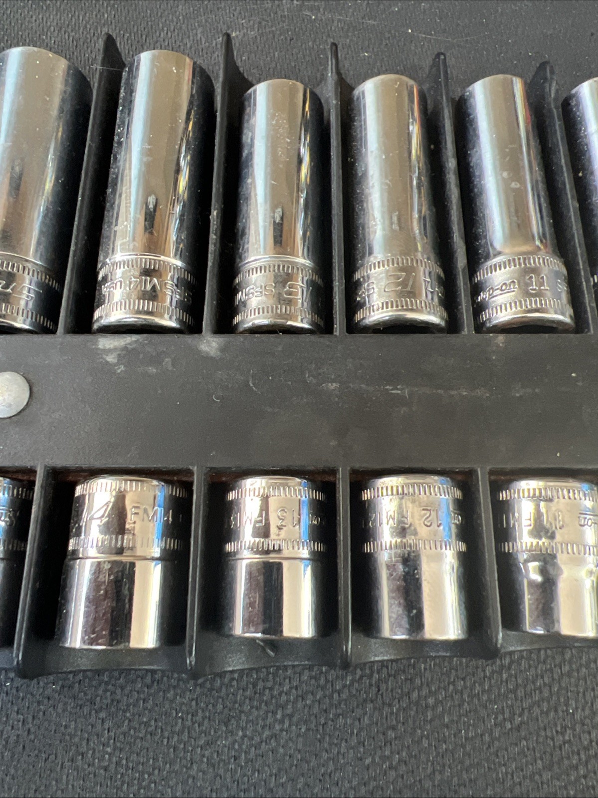 Snap On 28 pc 3/8″ Drive 6/12 Point Metric Deep Standard Socket Set Mag Tray🔥