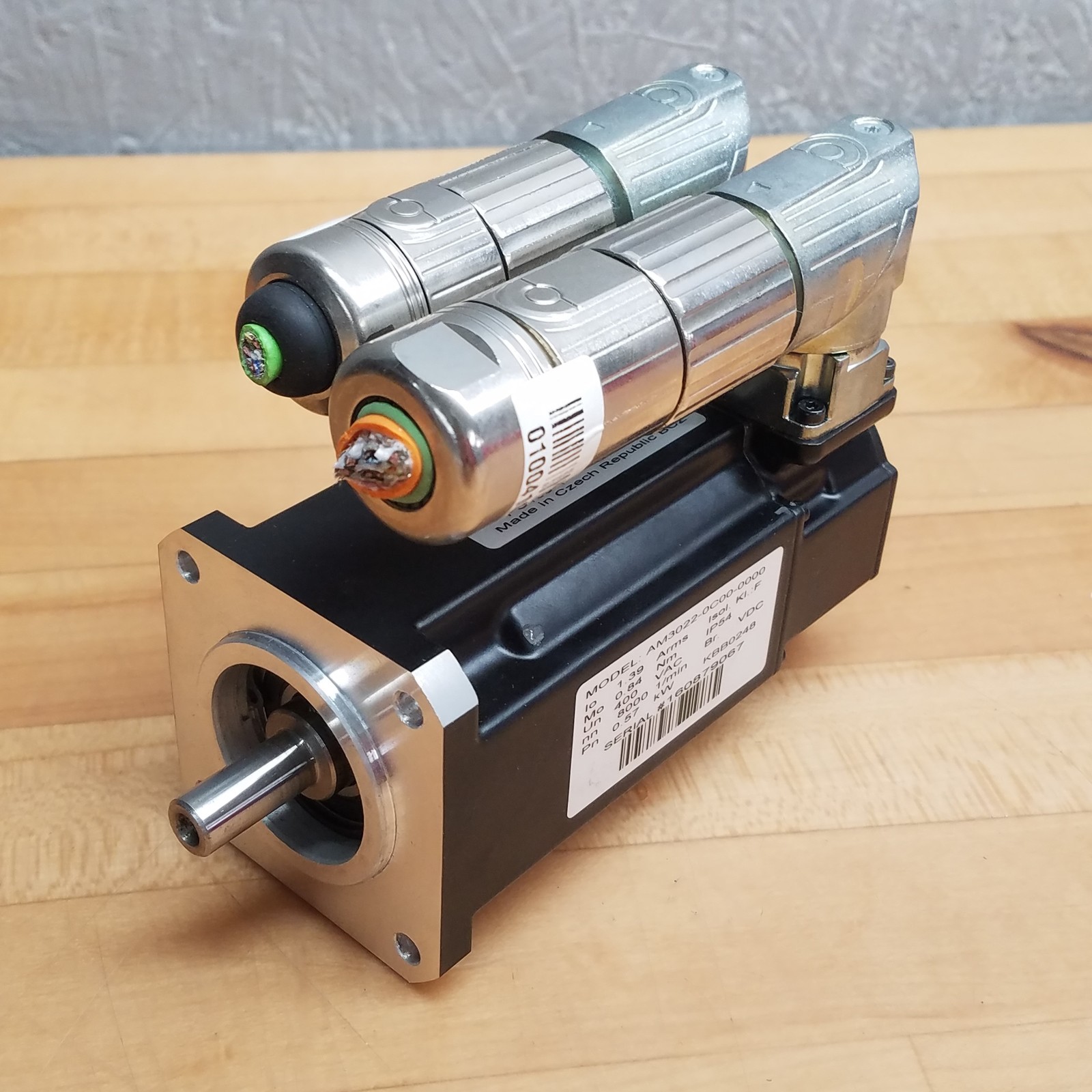 Beckhoff AM3022-0C00-0000 Servo Motor, 1.39Amp, 0.57kW – USED