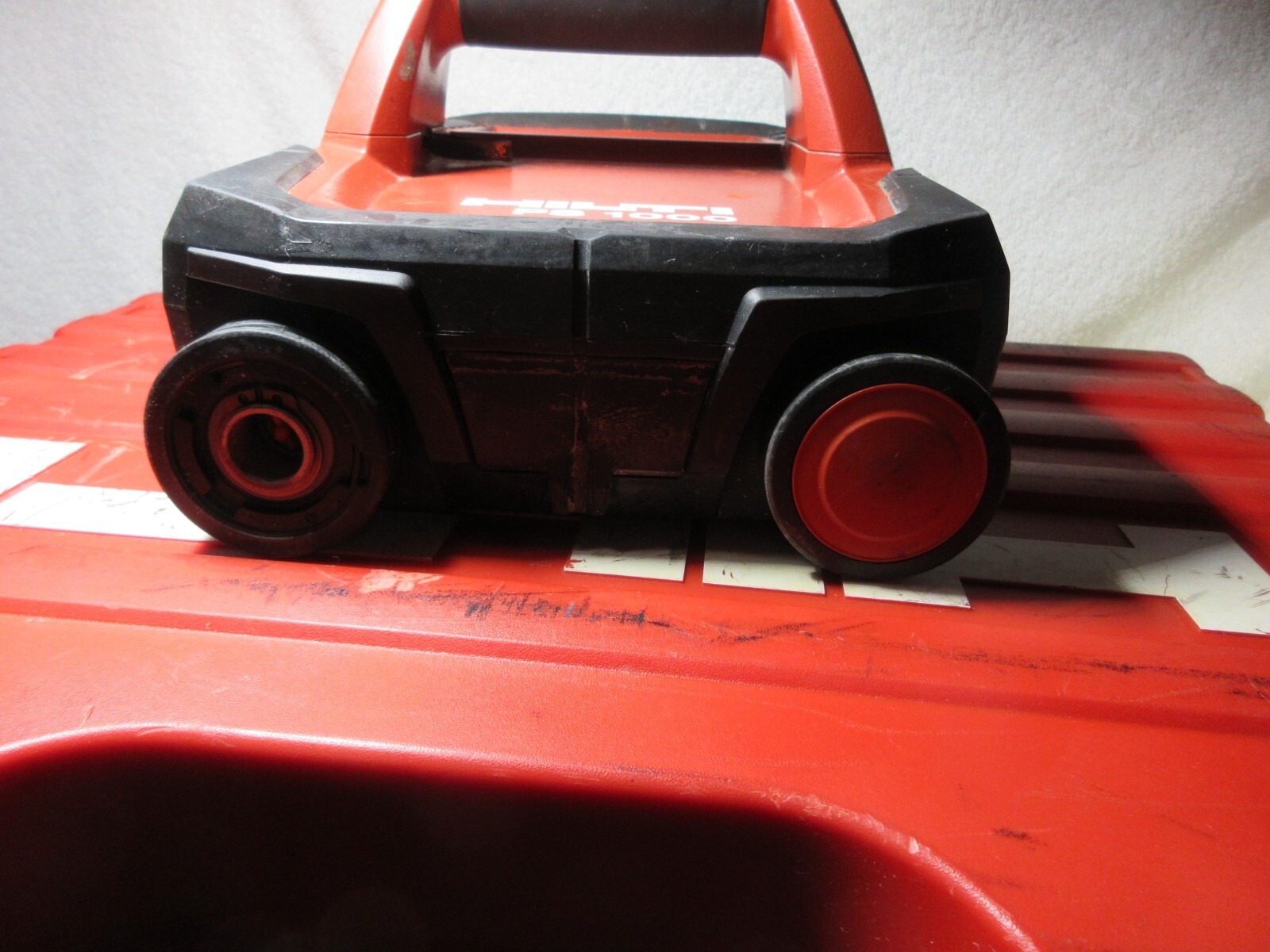 Hilti PS 1000 B X-Scan Concrete Scanner, 2x Batteries & Case works great
