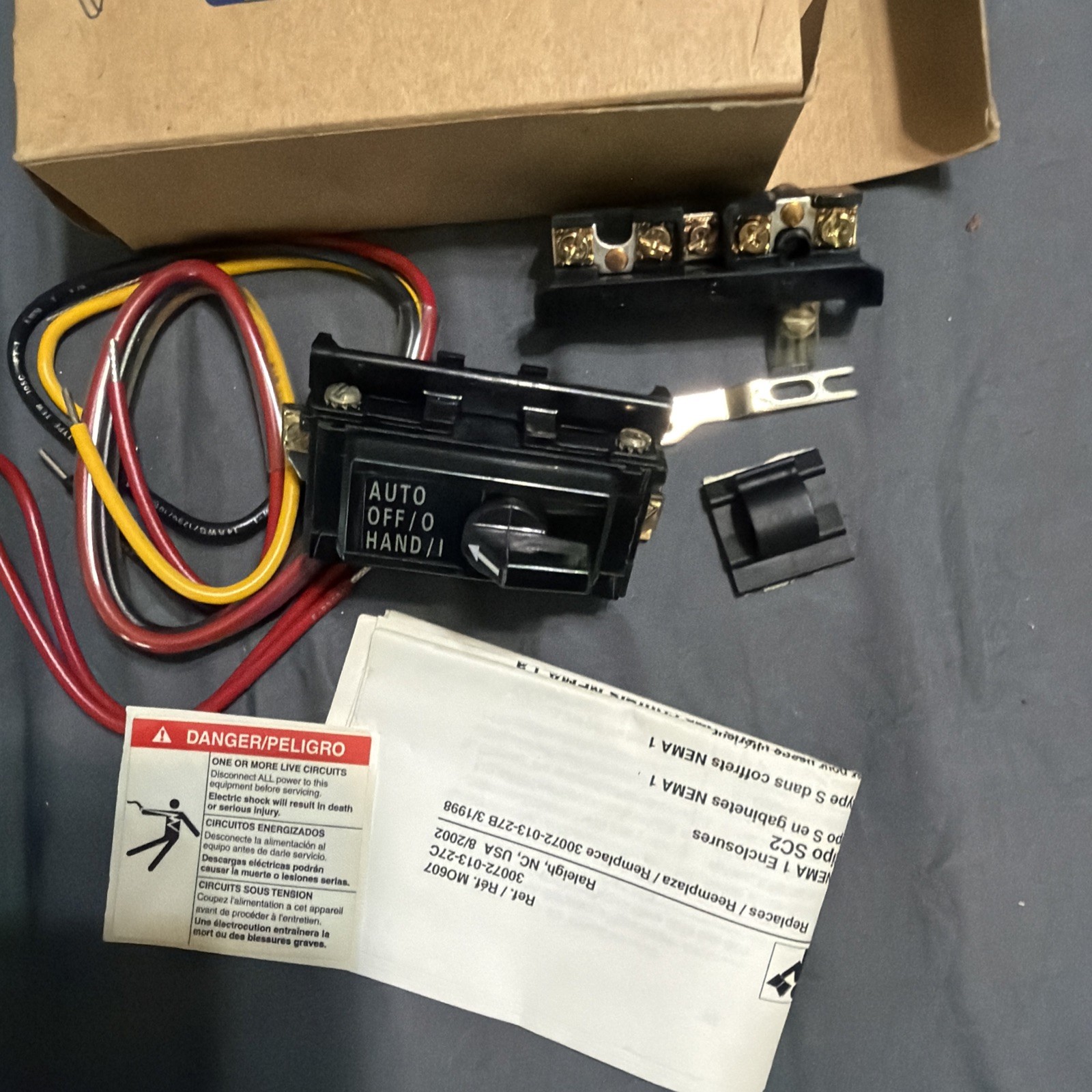 SQUARE D SELECTOR SWITCH 9999SC2 New