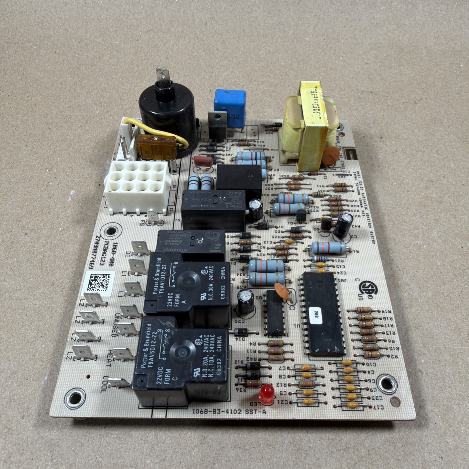 TESTED🔥 Goodman-Honeywell 1068-83-4102 1068-400 PCBAG123 Control Board