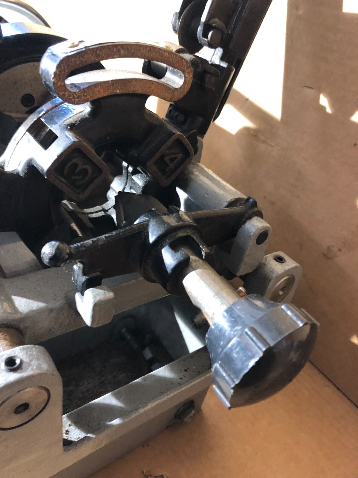 Electric Pipe Threader Machine 1/2″-1″ Pipe Threading Machine, Z1T-AF