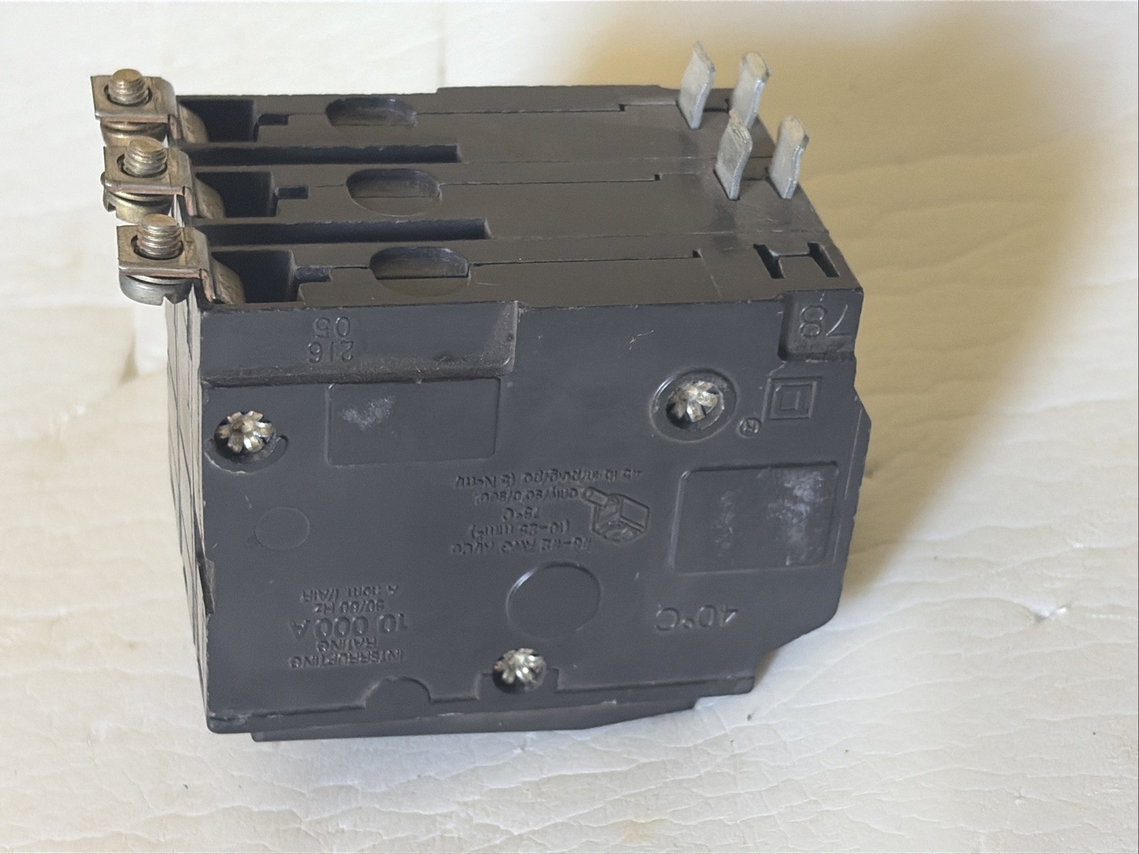Square D QOB345 45A 3-Pole 240V Bolt-On Circuit Breaker Trip Indicator 10k New