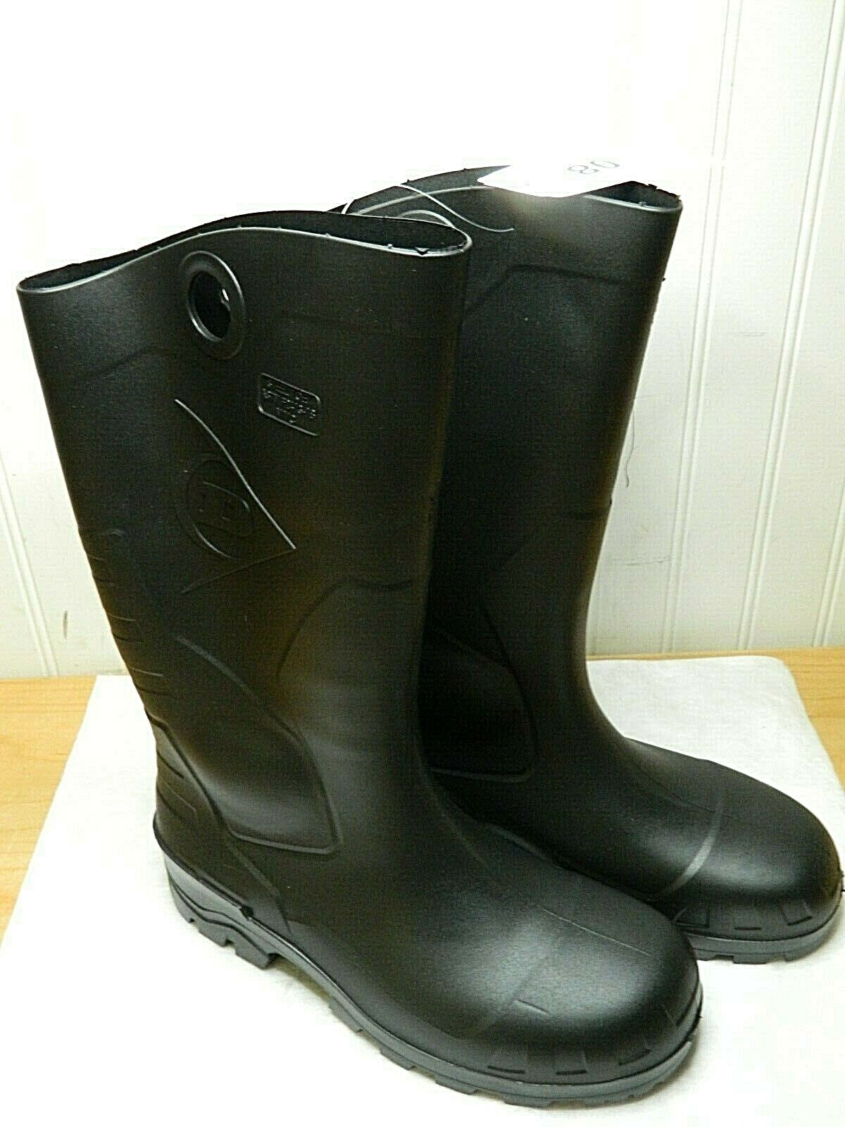 Dunlop Protective Footwear Men’s Size 9 Steel Toe PVC Work Boot black