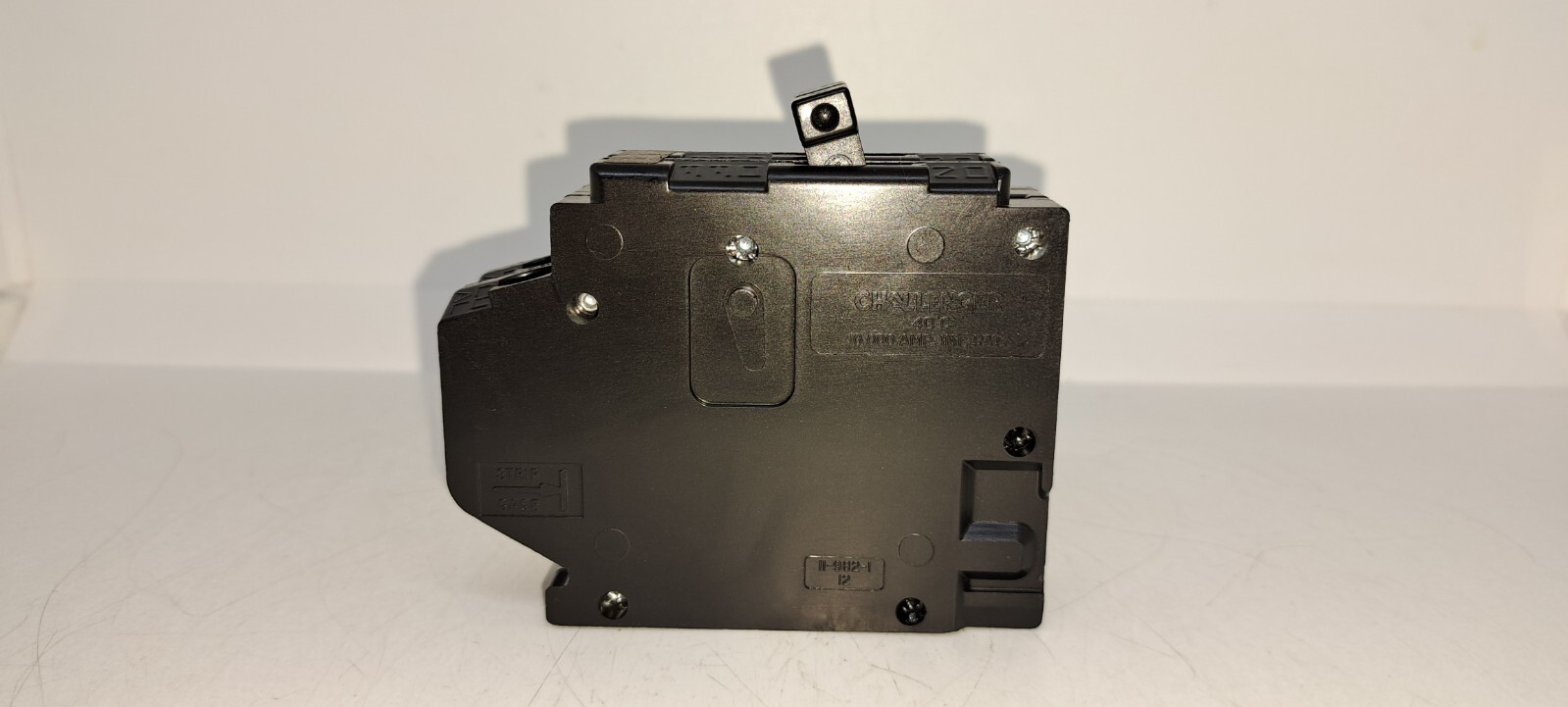 Challenger General Switch A2020 20 Amp Twin Tandem Single Pole A2020 Breaker