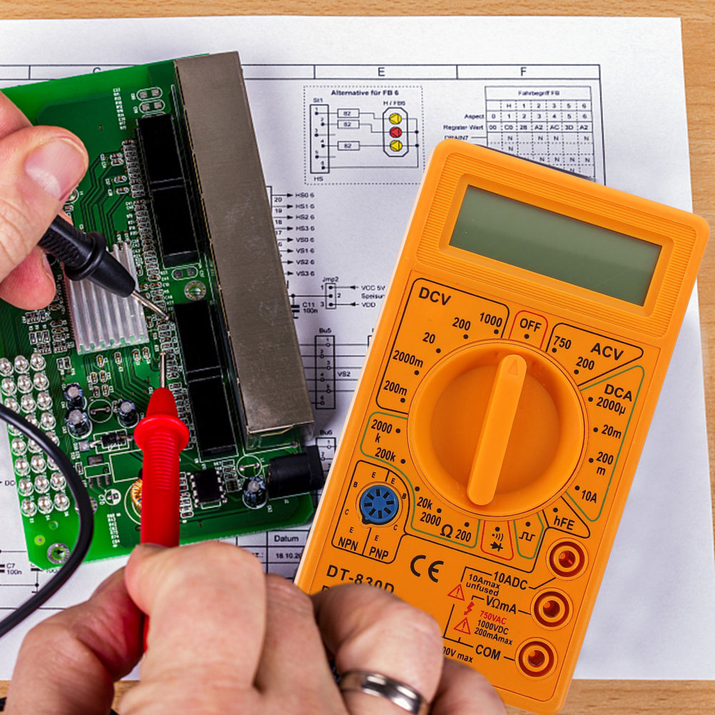 Digital Test Tool Volt Meters and Multimeters Voltage Tester
