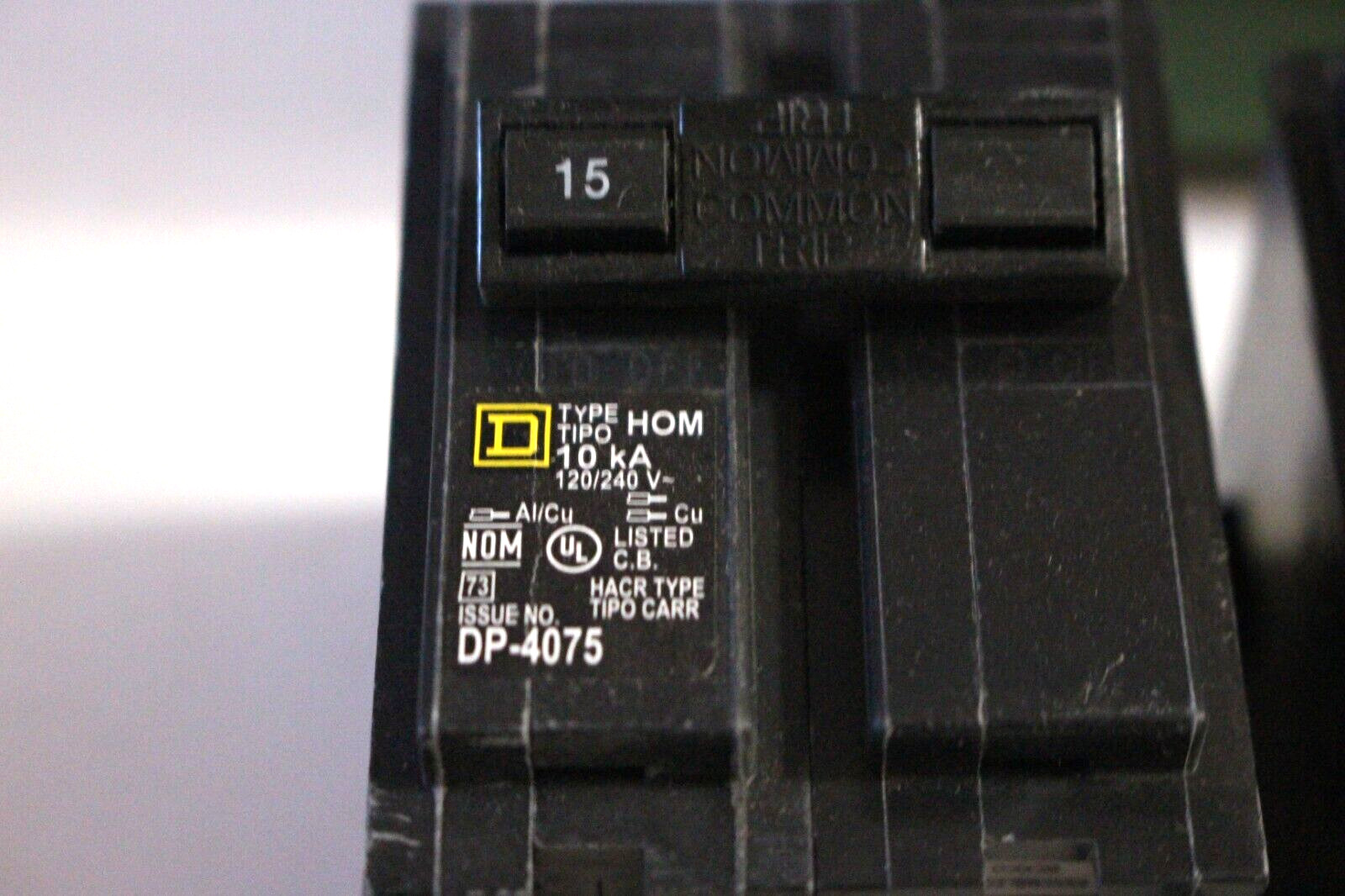 5-PACK SCHNEIDER ELECTRIC CIRCUIT BREAKER 15 AMP COMMON TRIP DP-4075