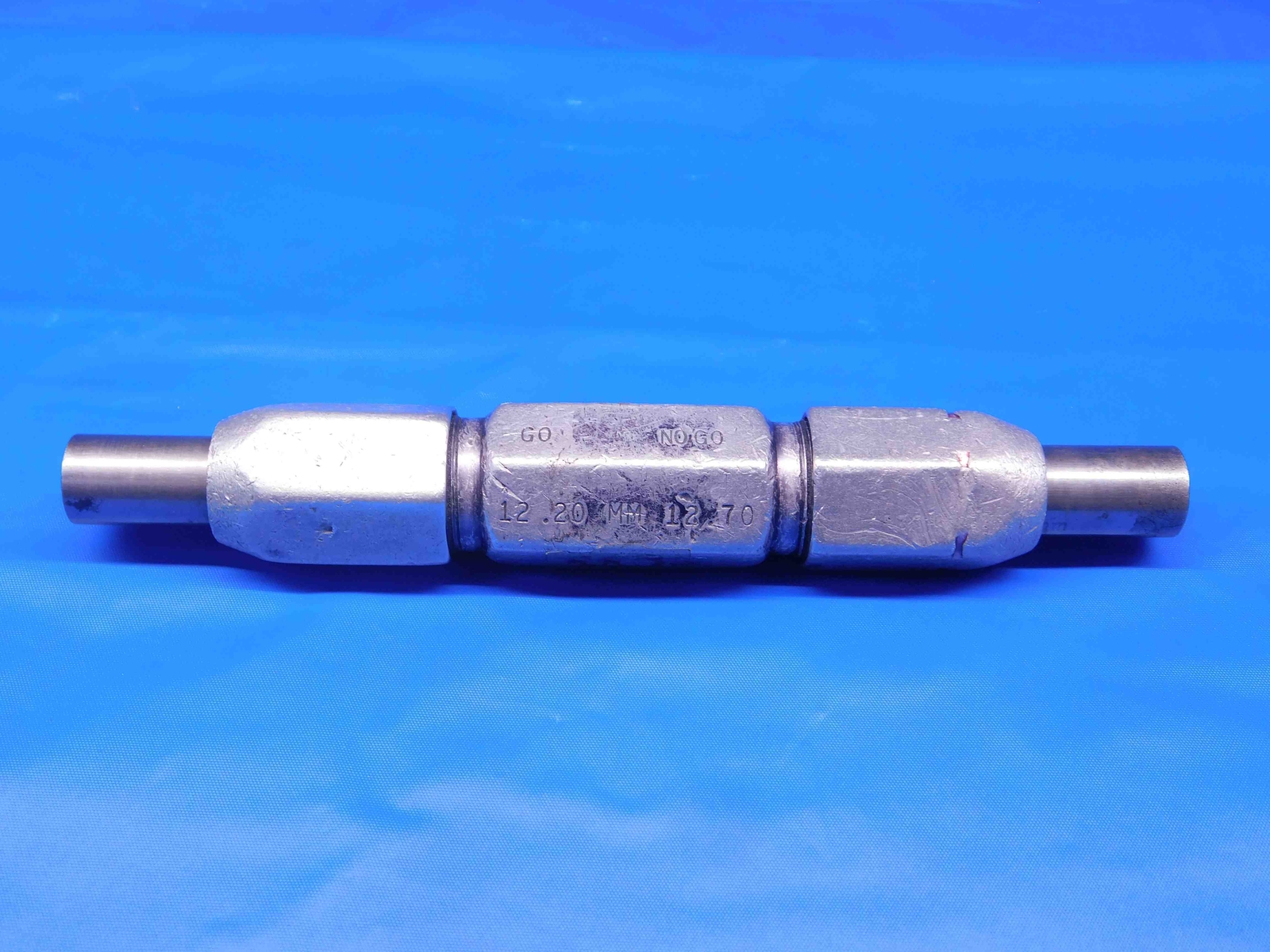12.200 & 12.700 CL X mm PIN PLUG GAGE GO NO GO 12.000 +.200 12 .5000 12.20 12.70
