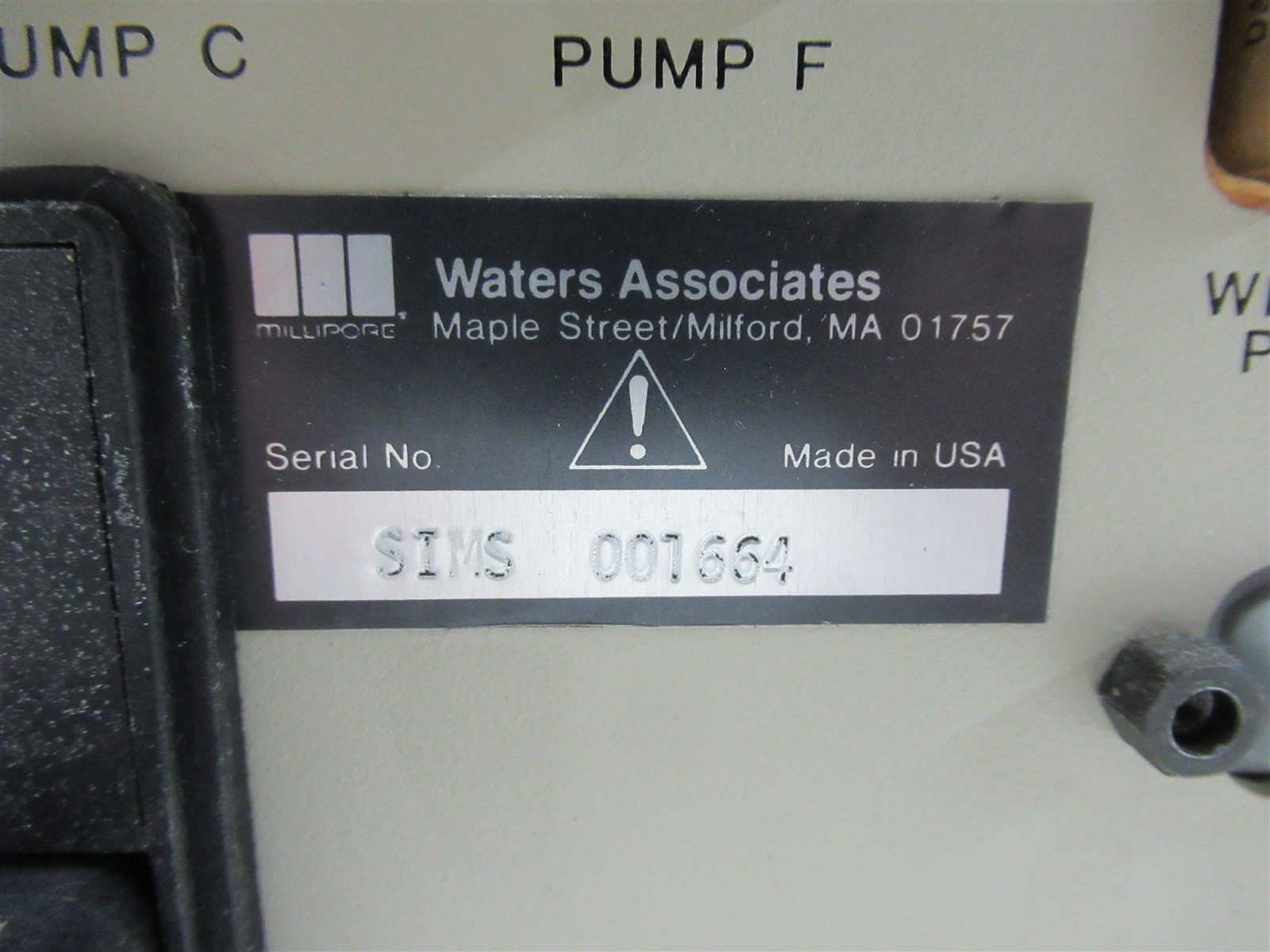 Millipore Waters System Interface Module SIM Laboratory Pump Unit