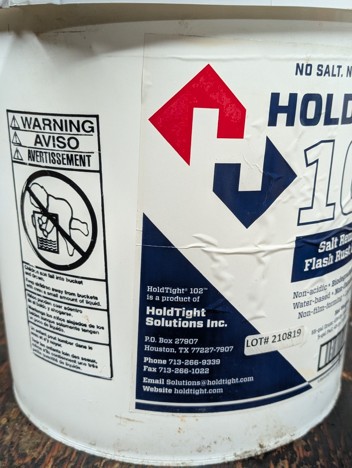 HoldTight 102 Wet Blasting Additive Salt Removal & Flash Rust Prevention 5 GAL
