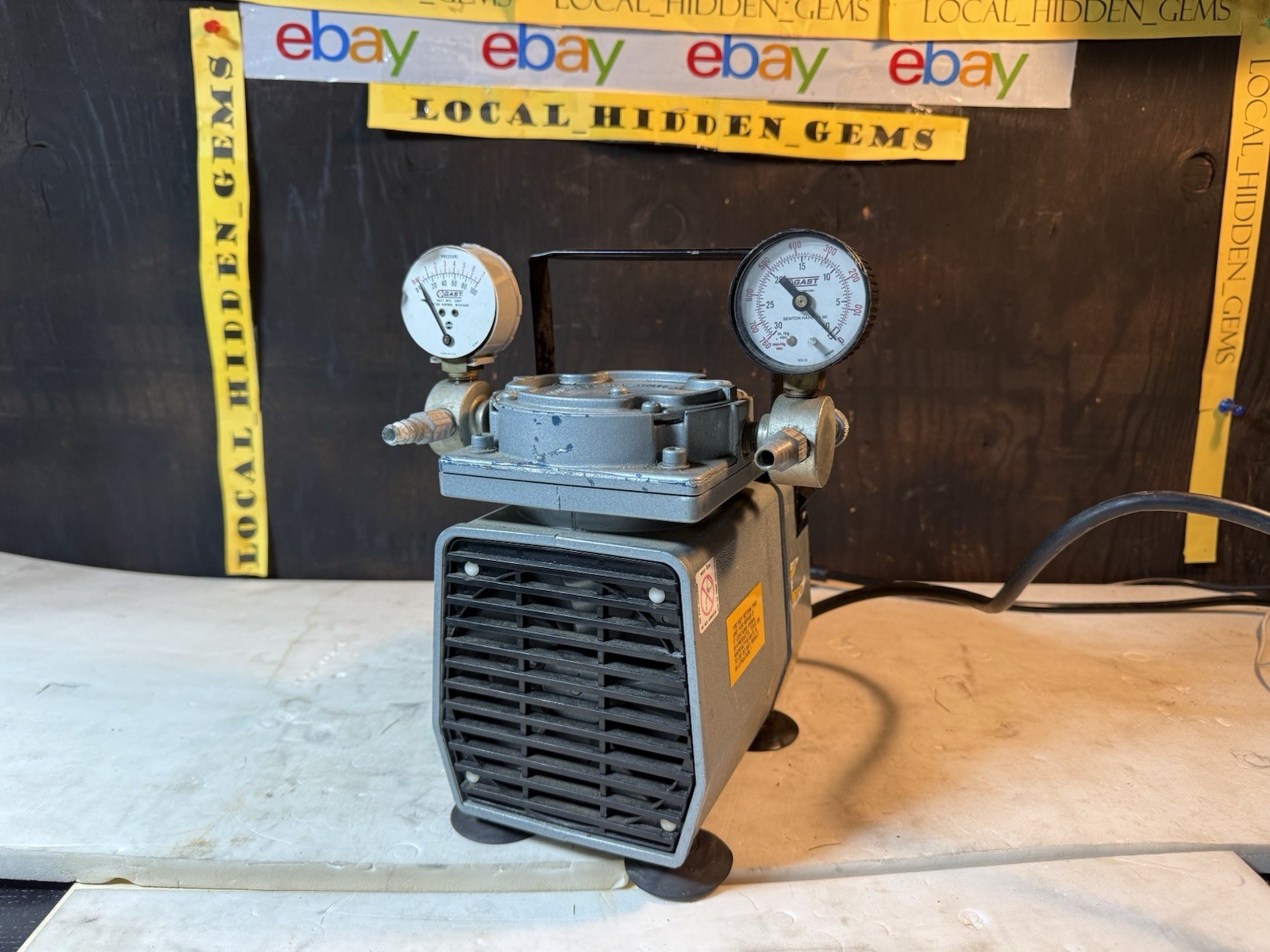 THOMAS SCIENTIFIC DOA-P104E-AA GAST DIAPHRAGM VACUUM PRESSURE PUMP 115V