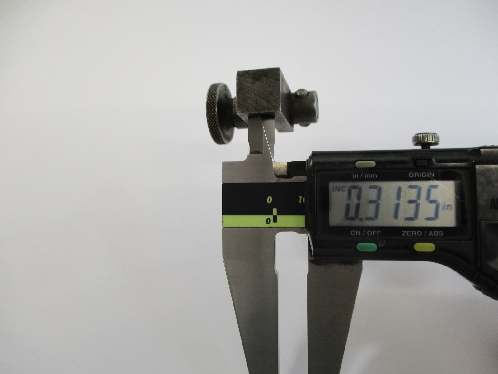 Dial Indicator SNUG Height Gage Sleeve Clamp .312″ Upright x .155″ Mount Hole EC