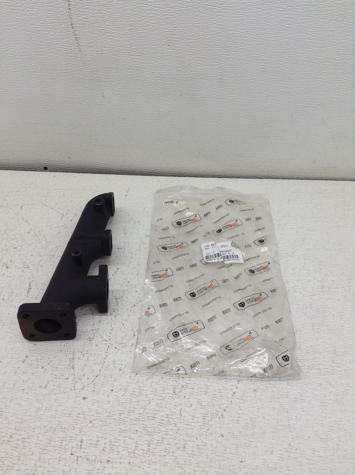 Daedong Kioti E5775-12311 Exhaust Manifold E577512311 E5775 New (TSC)